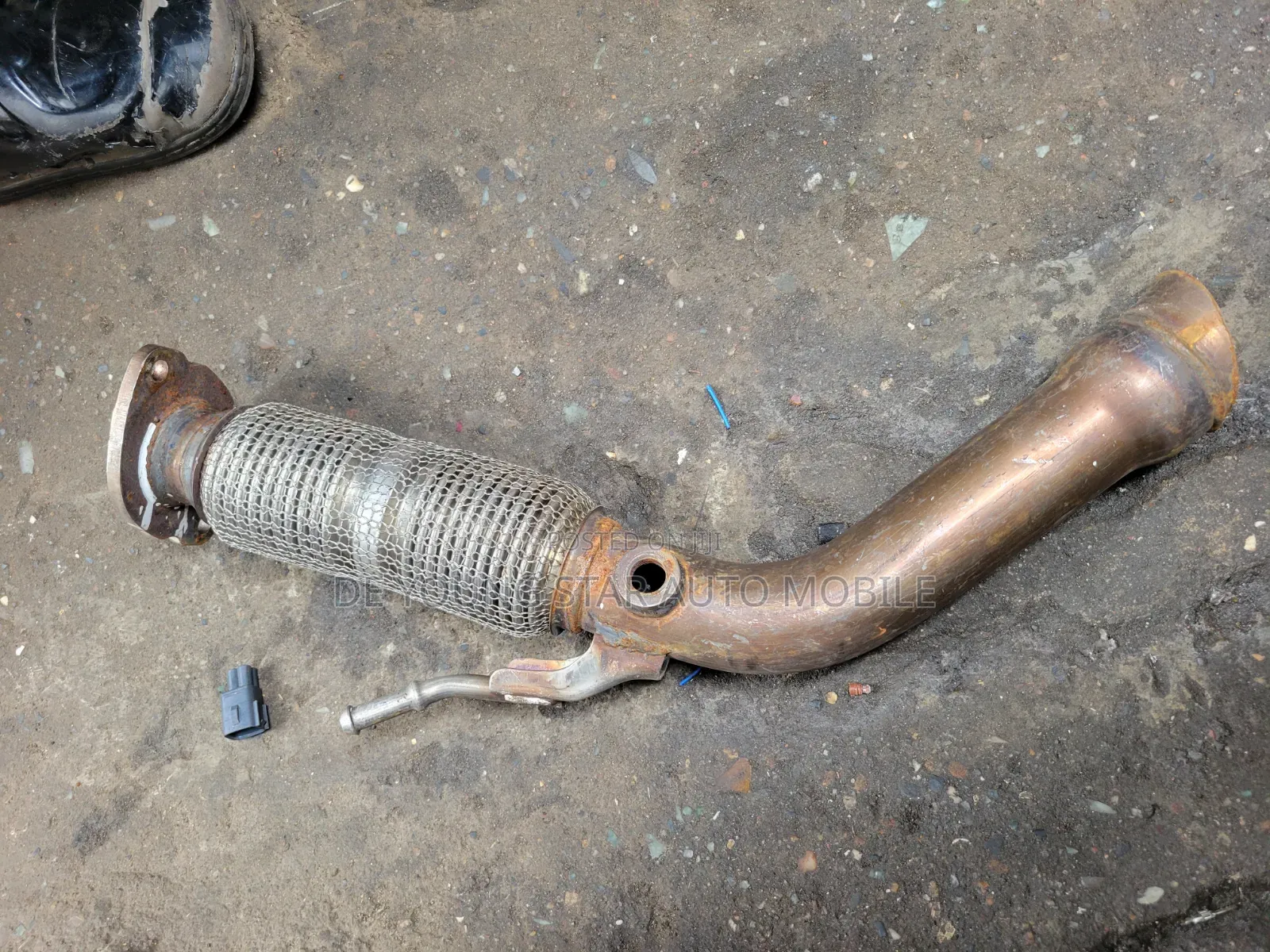 Cutting Exhaust Net for Toyota Camry 2018 Model 4plug