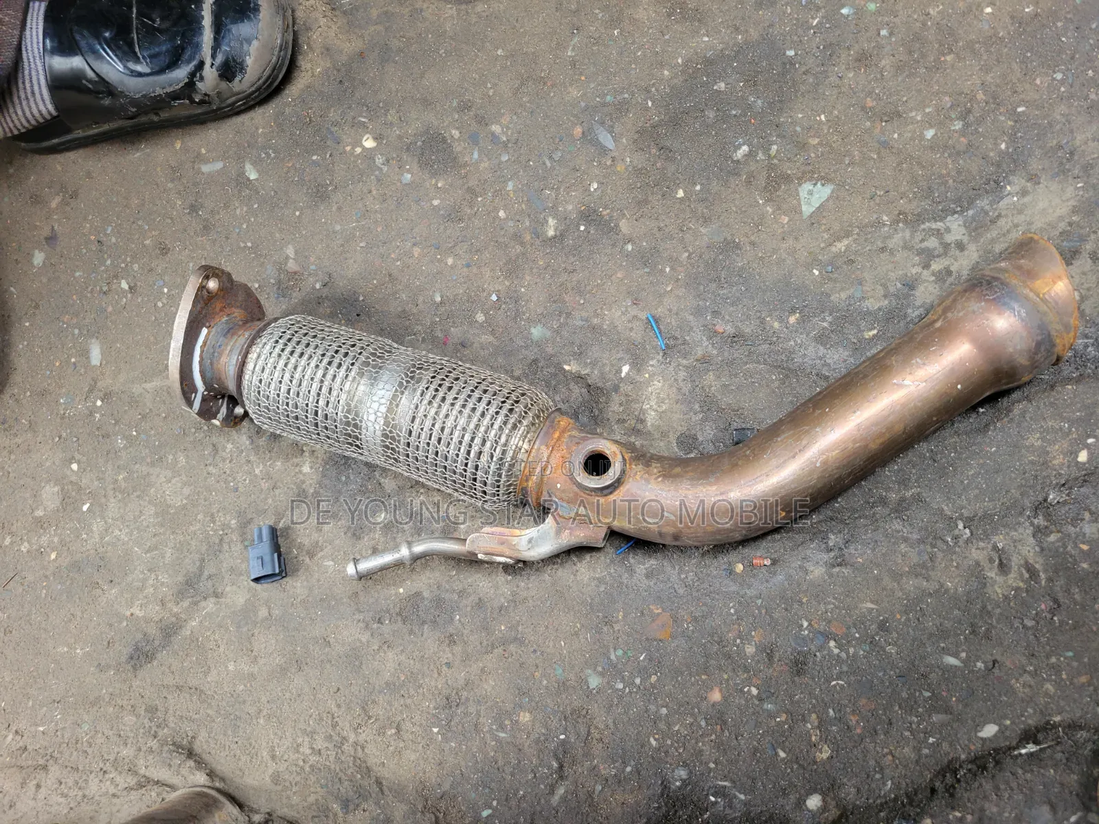 Cutting Exhaust Net for Toyota Camry 2018 Model 4plug