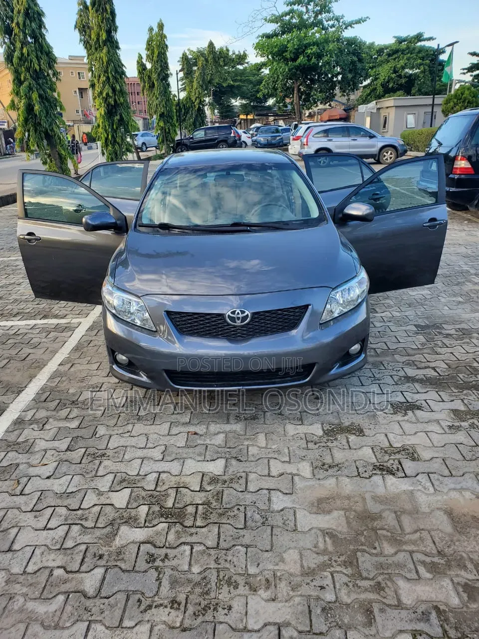 Toyota Corolla 2009 Black