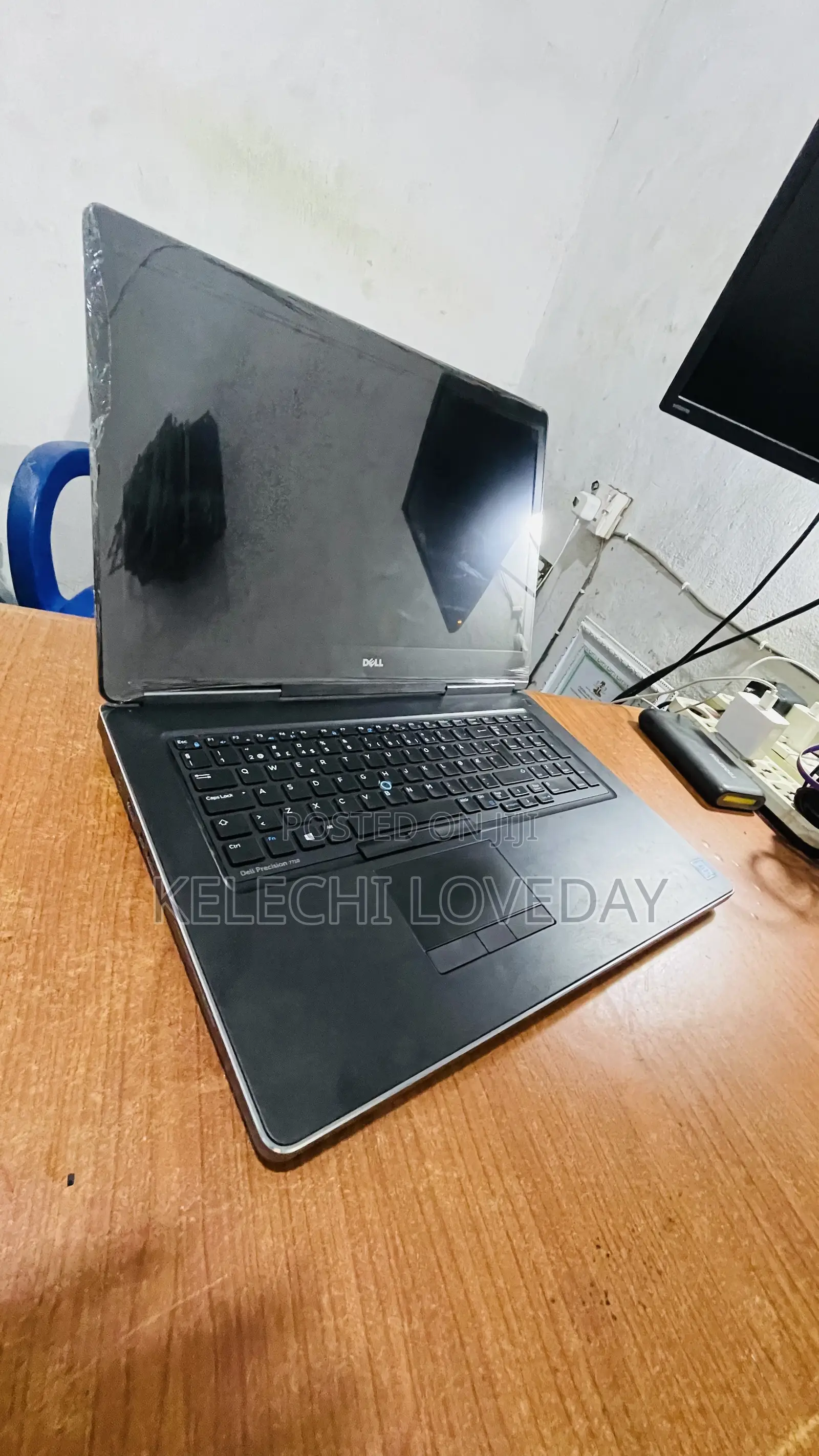 Laptop Dell Precision 7720 16GB Intel Xeon SSD 1T