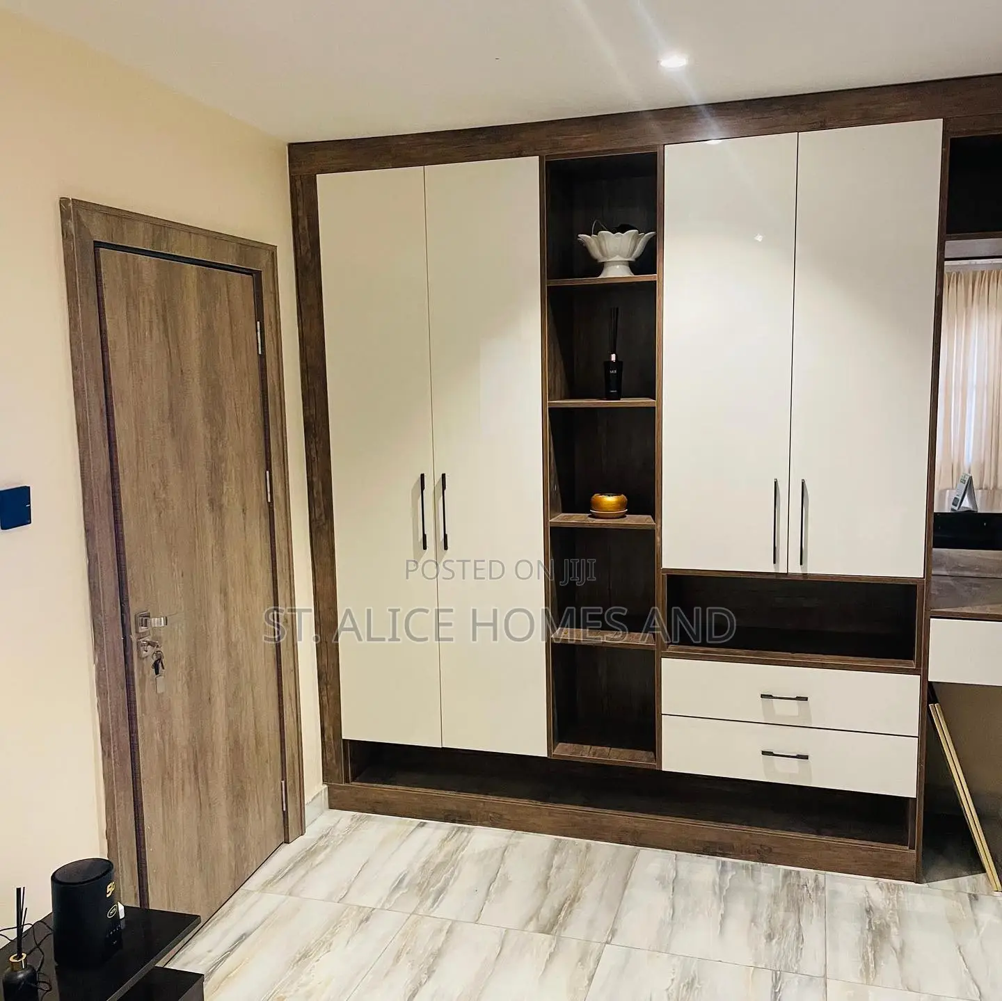 Themajor Studio Apartment Unit Three