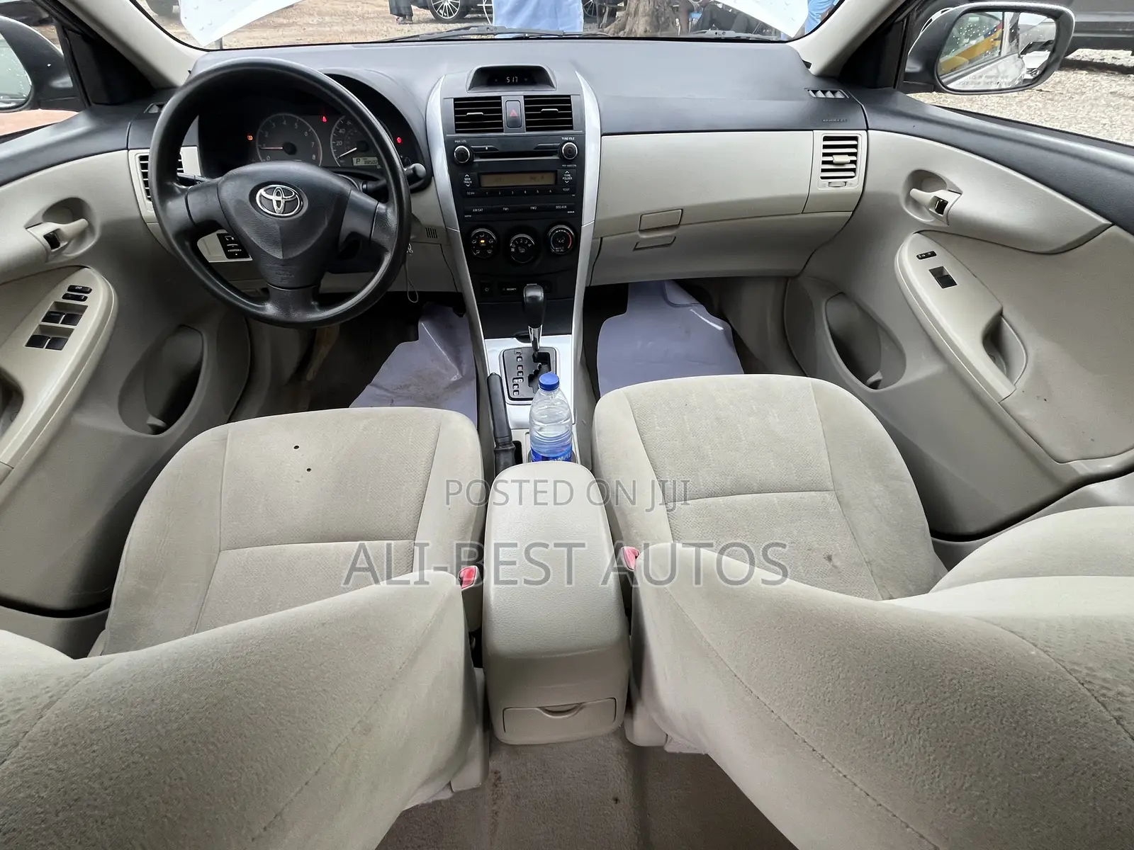 Toyota Corolla 2011 Silver