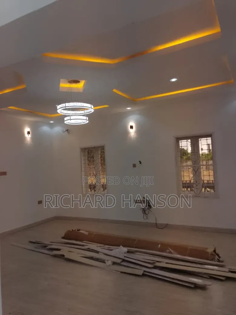 4bdrm Duplex in Diamond Estate, Sangotedo for rent