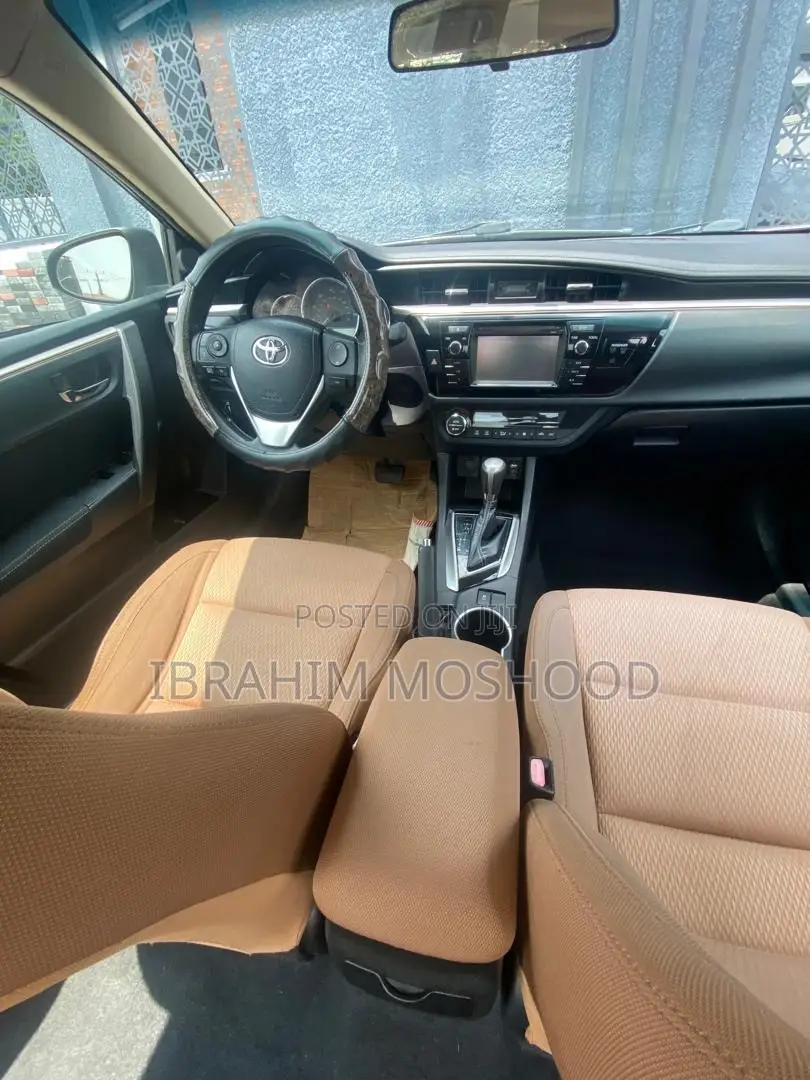 Toyota Camry LE 4dr Sedan (2.5L 4cyl 6A) 2015 Green