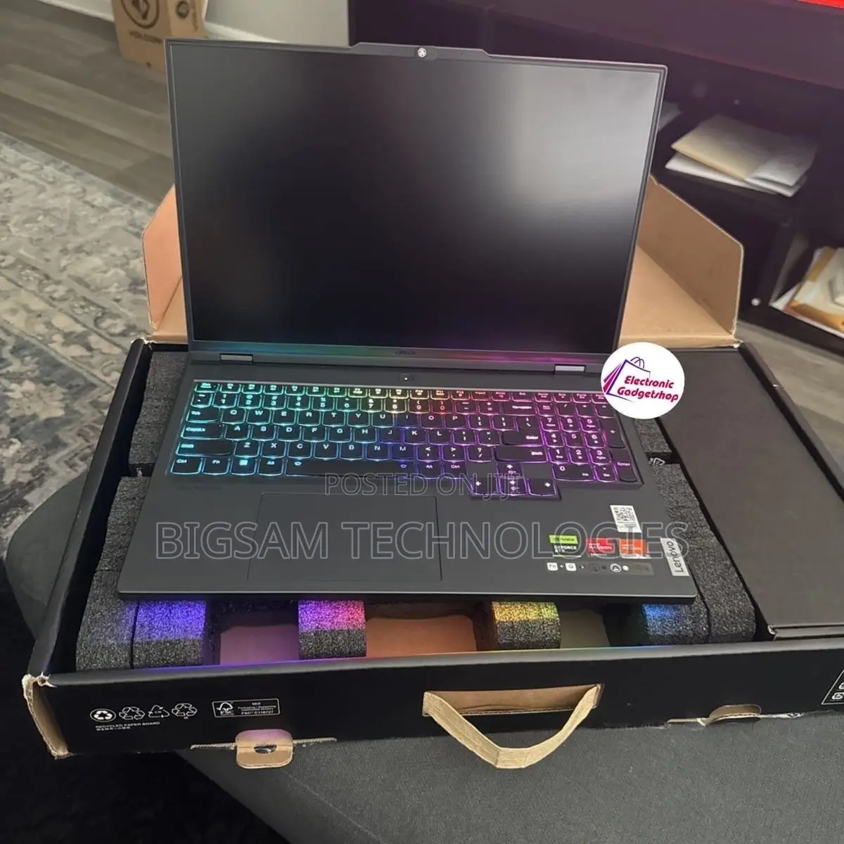 New Laptop Asus ROG Zephyrus G16 32GB Intel Core i9 SSD 2T