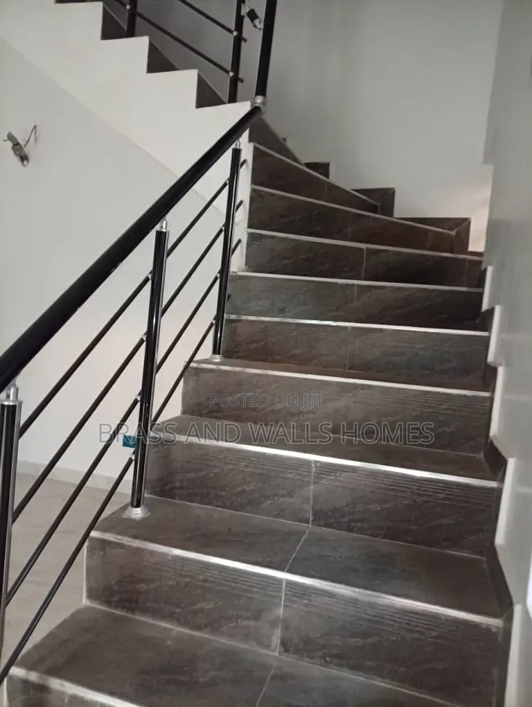 Furnished 4bdrm Duplex in Ogba GRA for sale