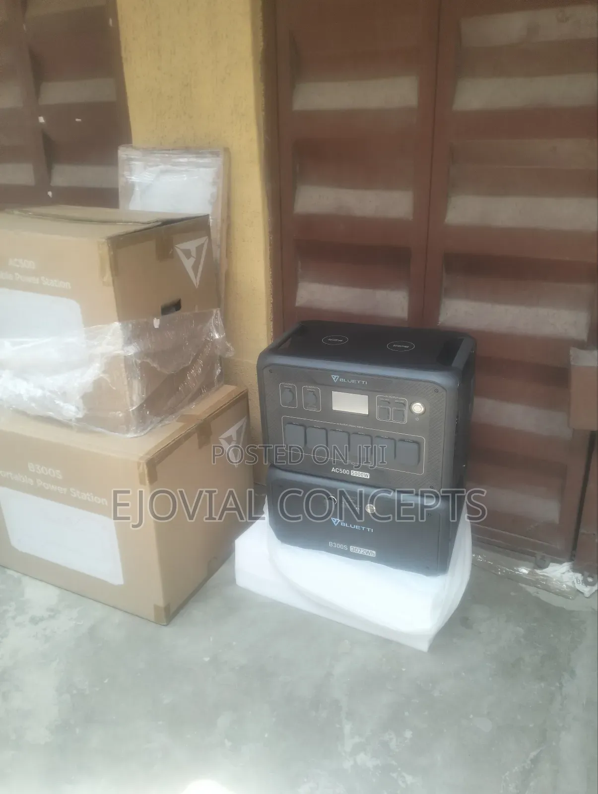 Bluetti AC500+B300S Power Station, 5000w/3072wh