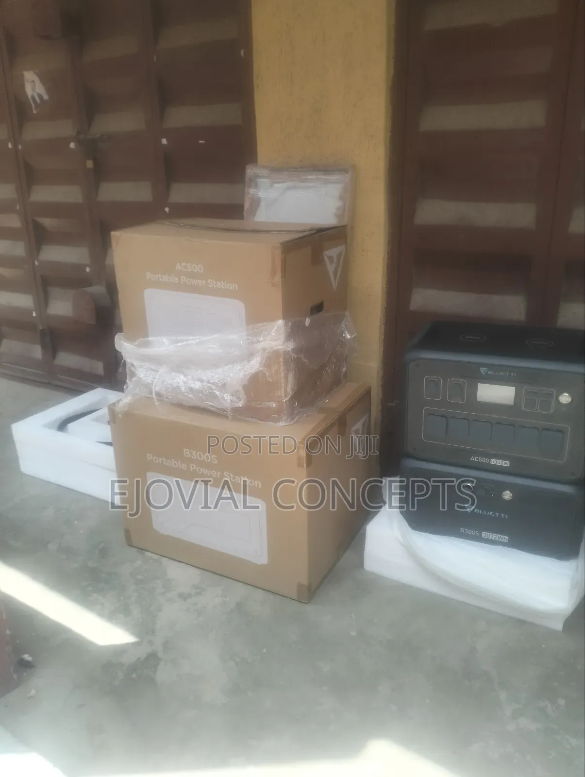 Bluetti AC500+B300S Power Station, 5000w/3072wh