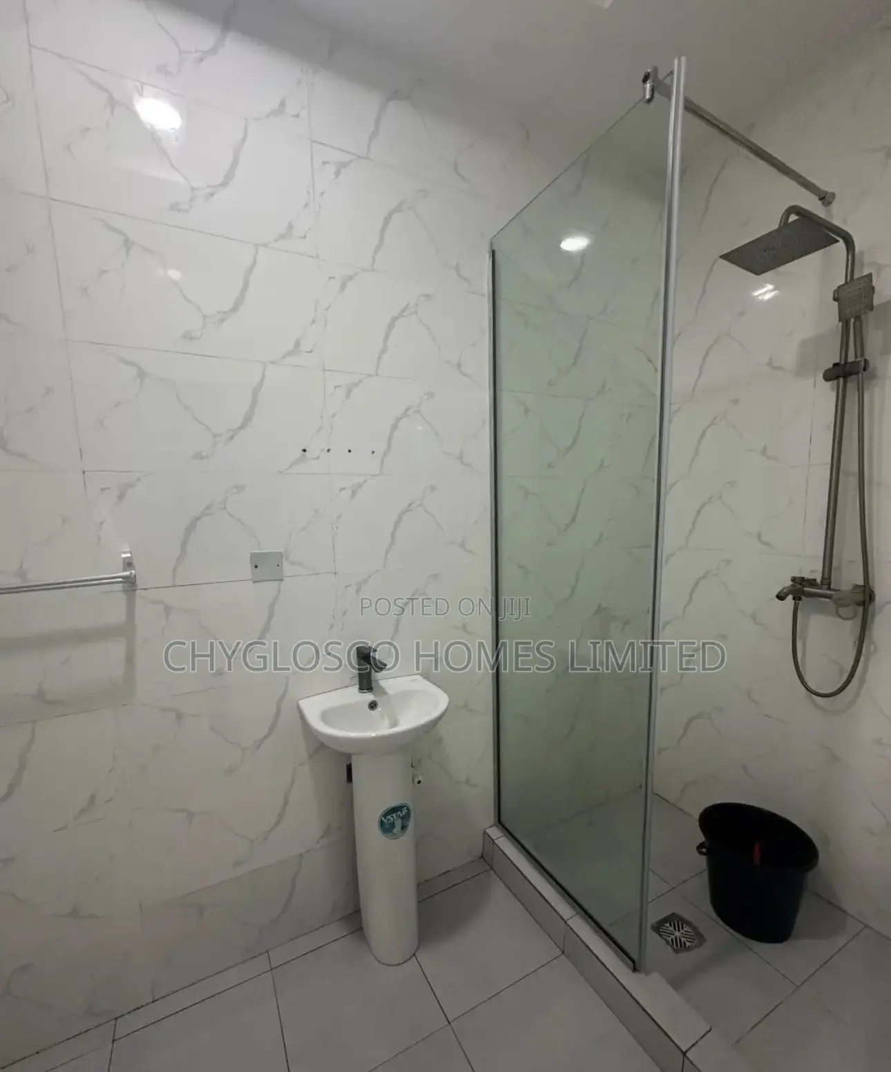 Furnished 5bdrm Duplex in Cocaine Estate, Rumuogba for sale