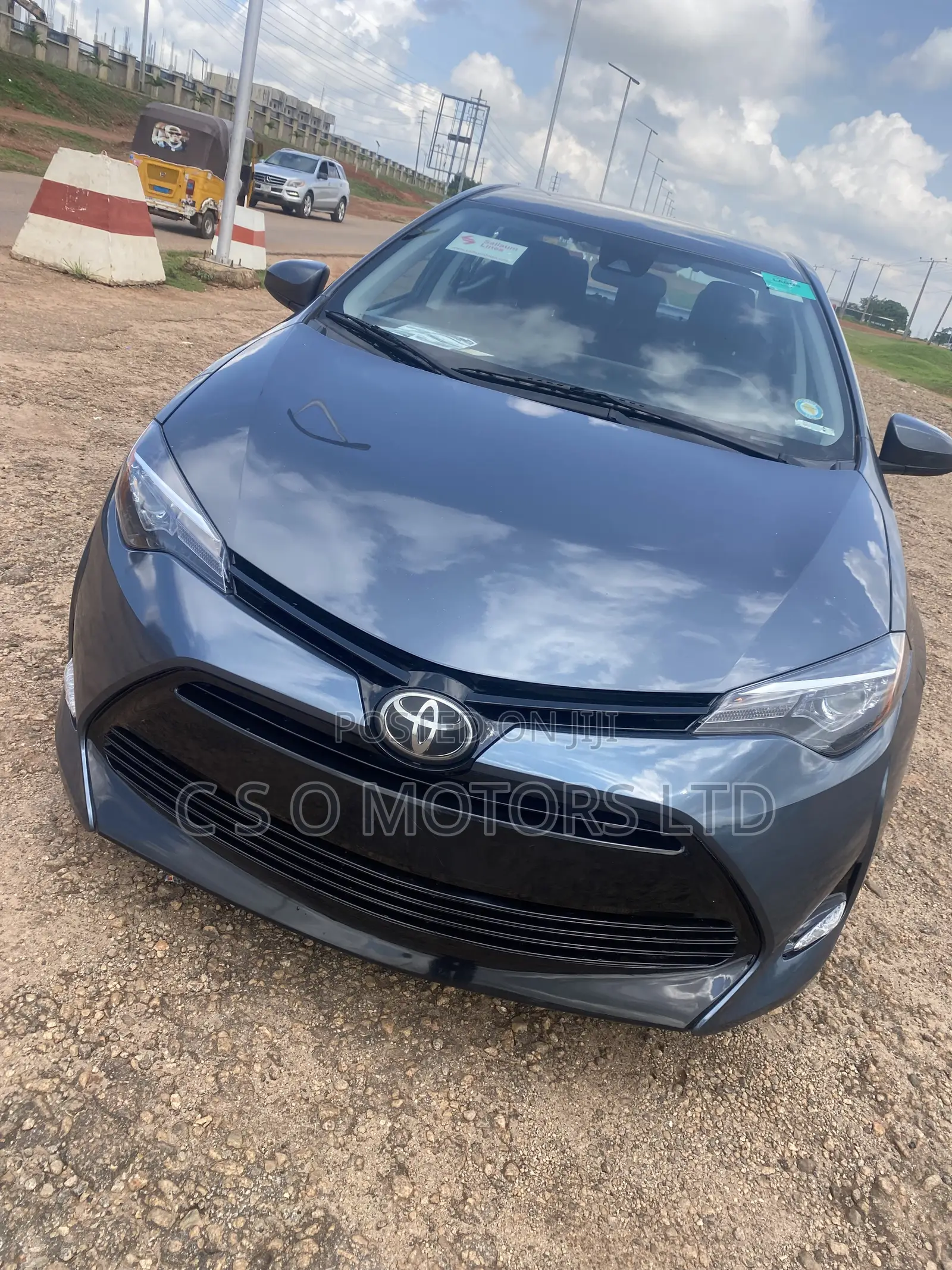 Toyota Corolla LE Eco (1.8L 4cyl 2A) 2019 Gray