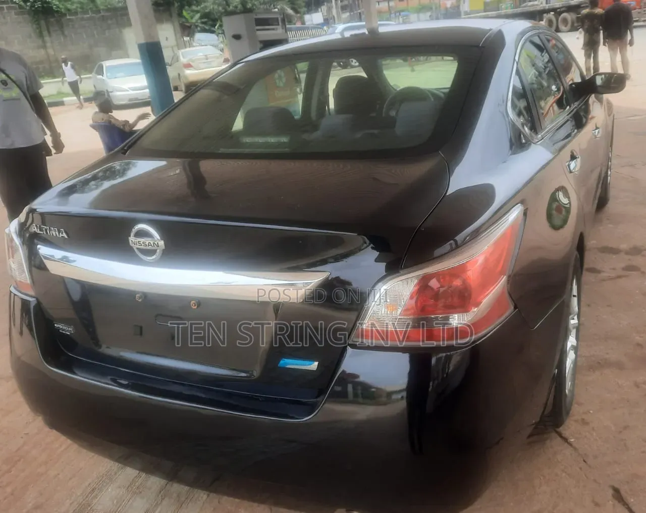 Nissan Altima 2014 Black
