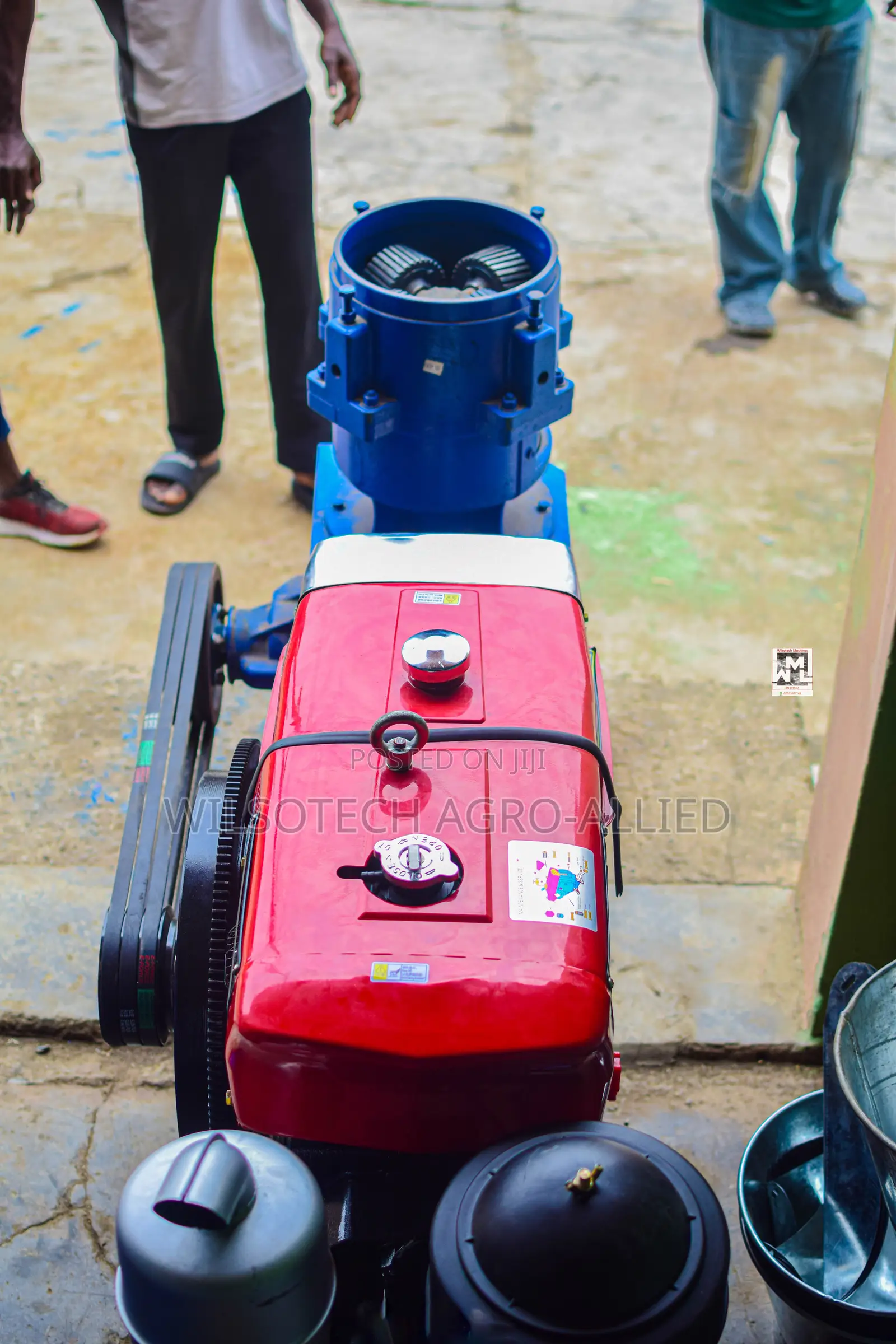 600kg/Hr (3roller) Diesel Engine Powered Pelletizer Machine