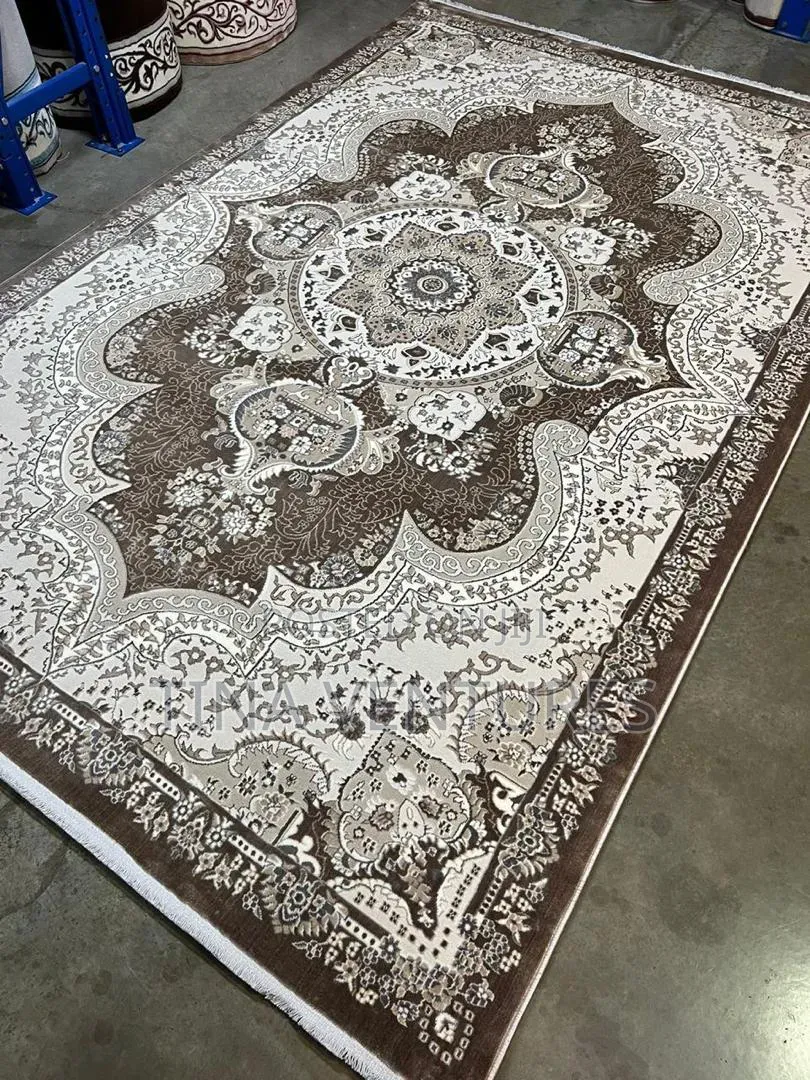 Turkish Center Rug. 5 by 7 (Imported)