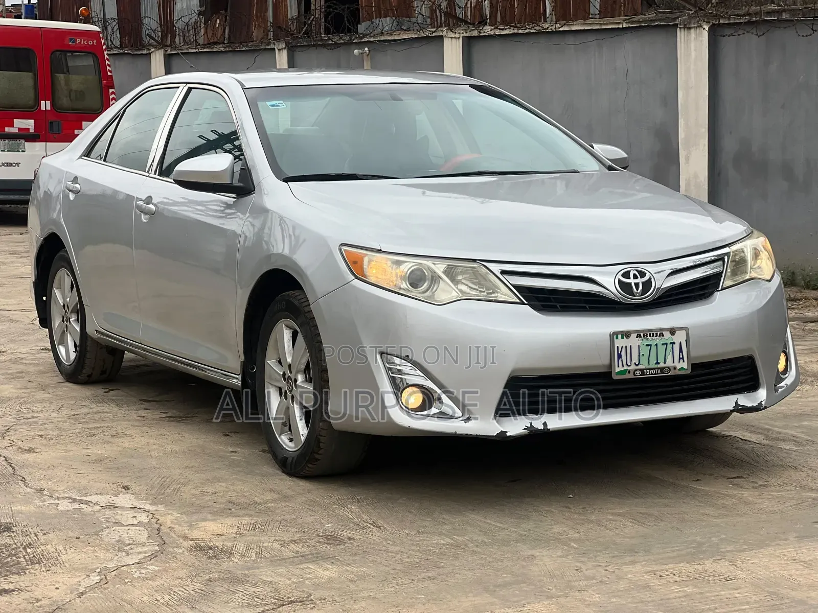 Toyota Camry 2012 Silver