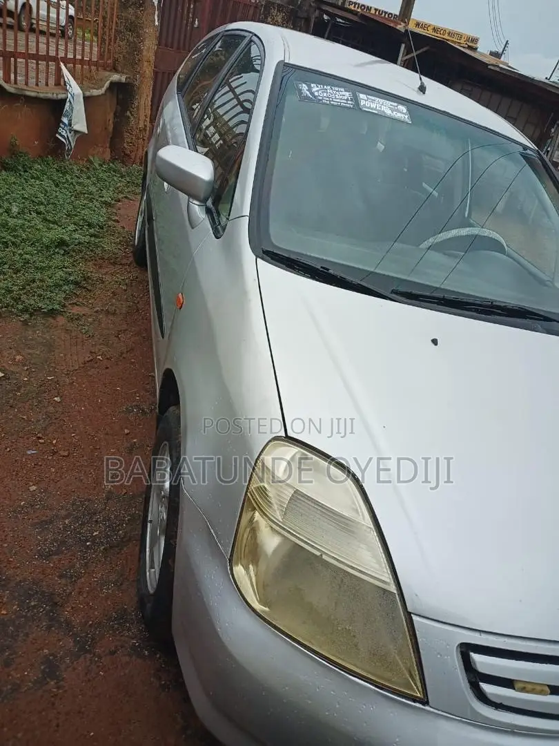Honda Stream 2004 Silver