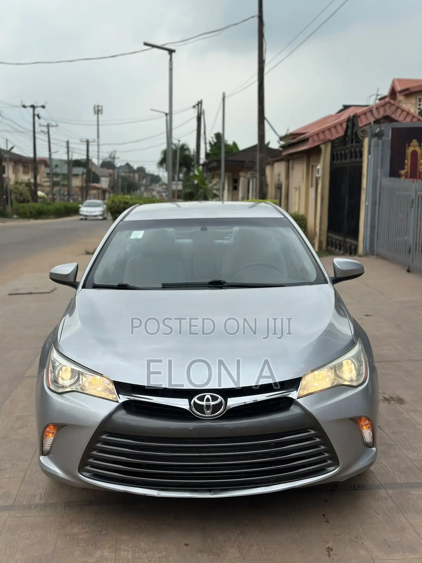 Toyota Camry LE 4dr Sedan (2.5L 4cyl 6A) 2016 Silver