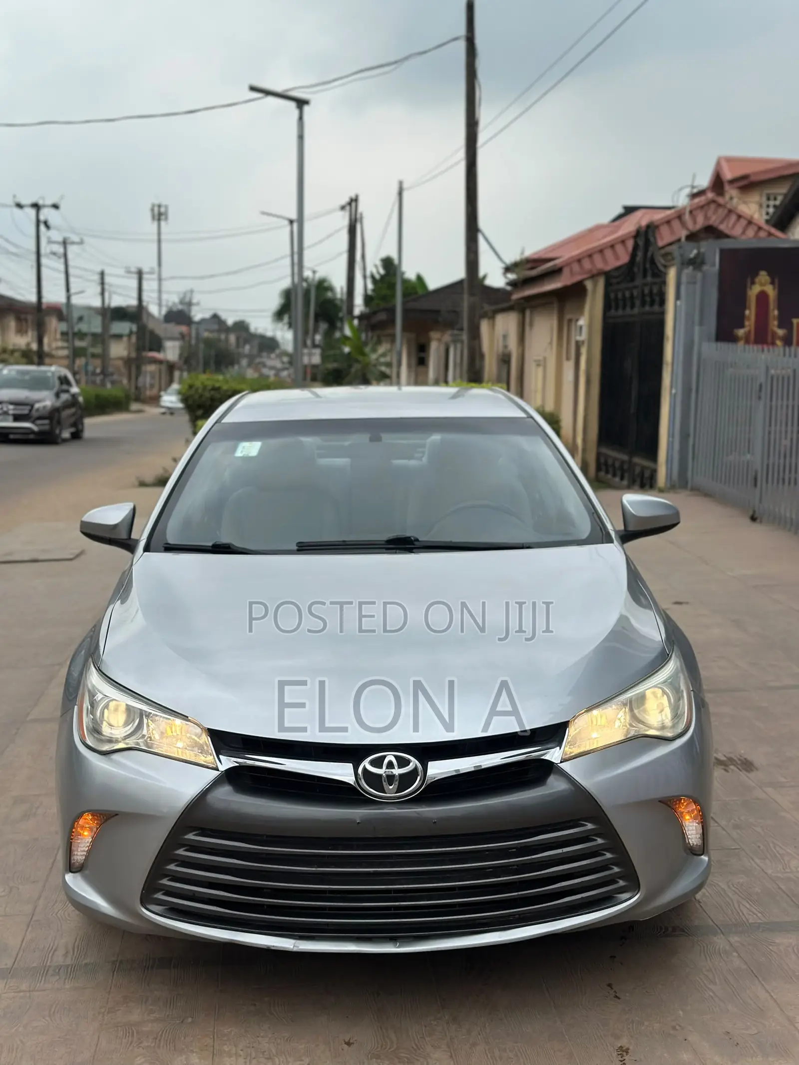Toyota Camry LE 4dr Sedan (2.5L 4cyl 6A) 2016 Silver