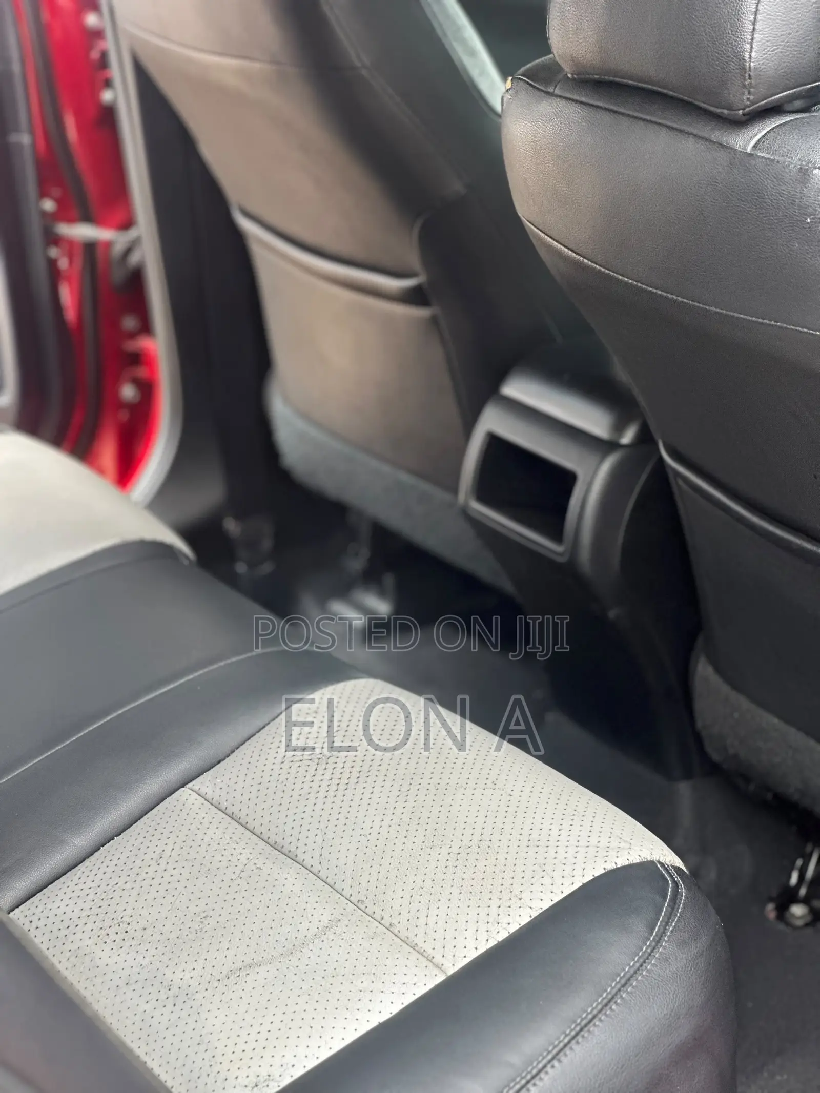 Toyota Camry SE 4dr Sedan (2.5L 4cyl 6A) 2013 Red