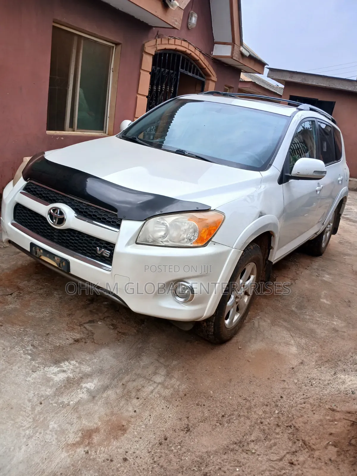 Toyota RAV4 2010 White