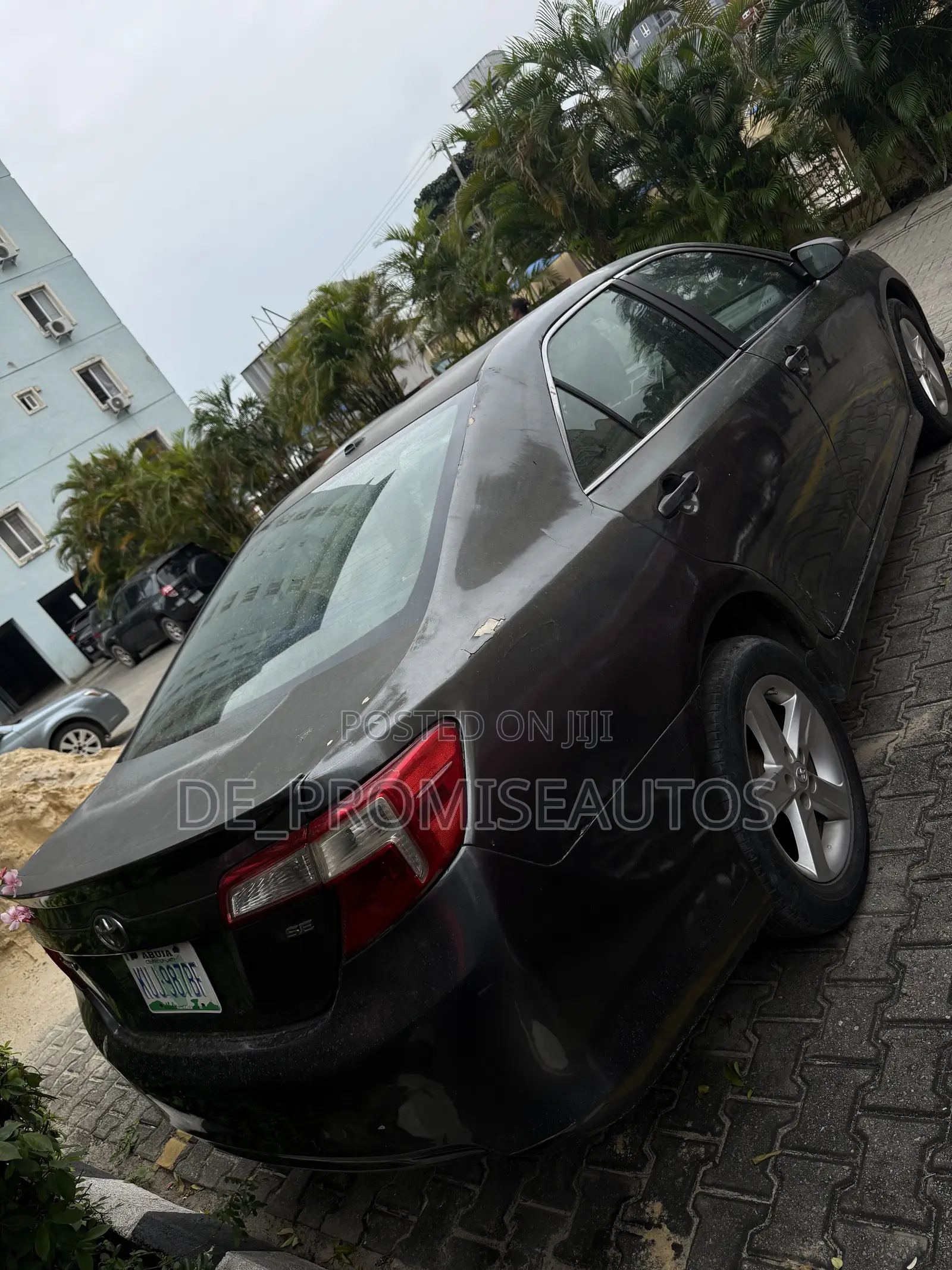 Toyota Camry 2012 Gray