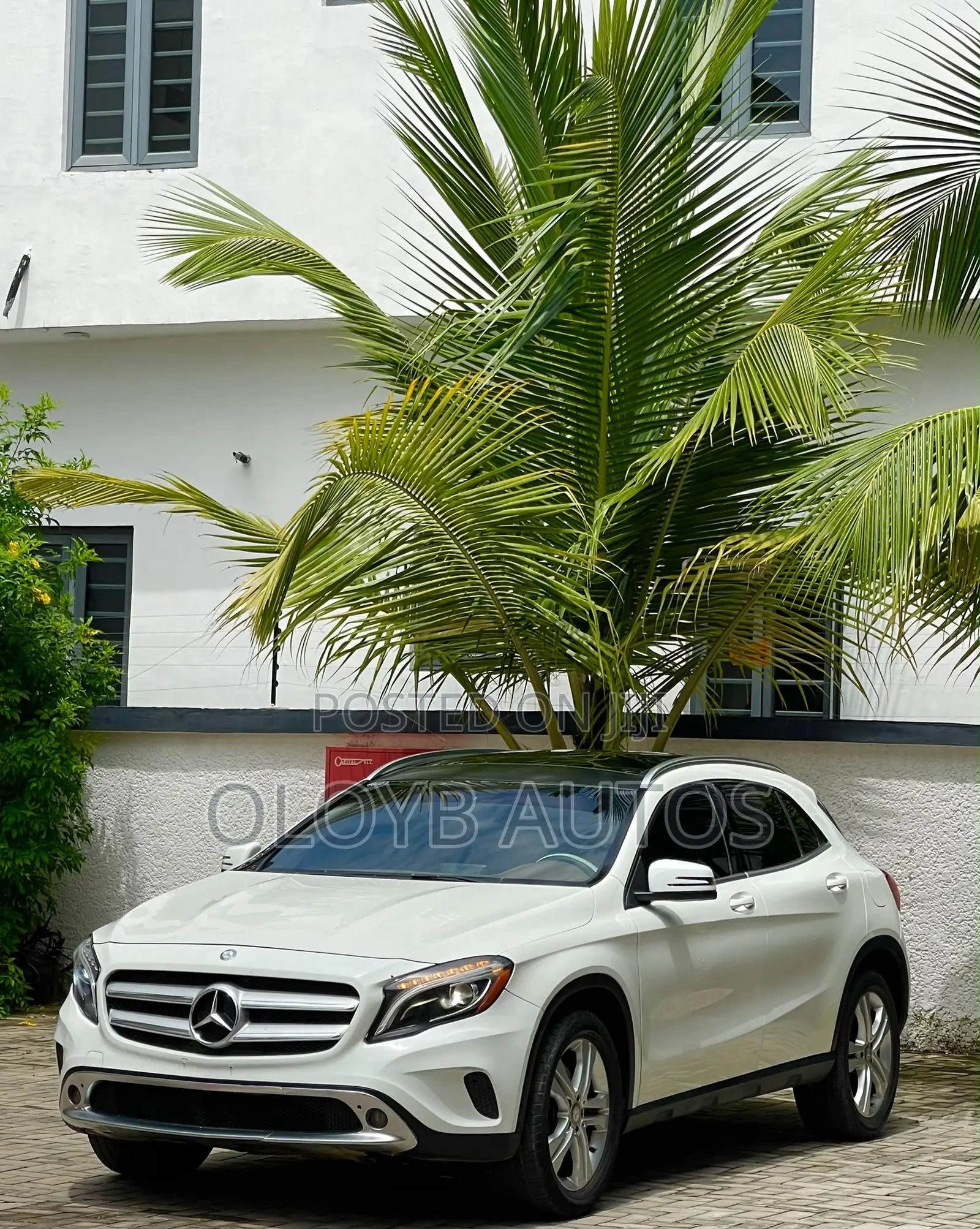 Mercedes-Benz GLA 250 2015 White