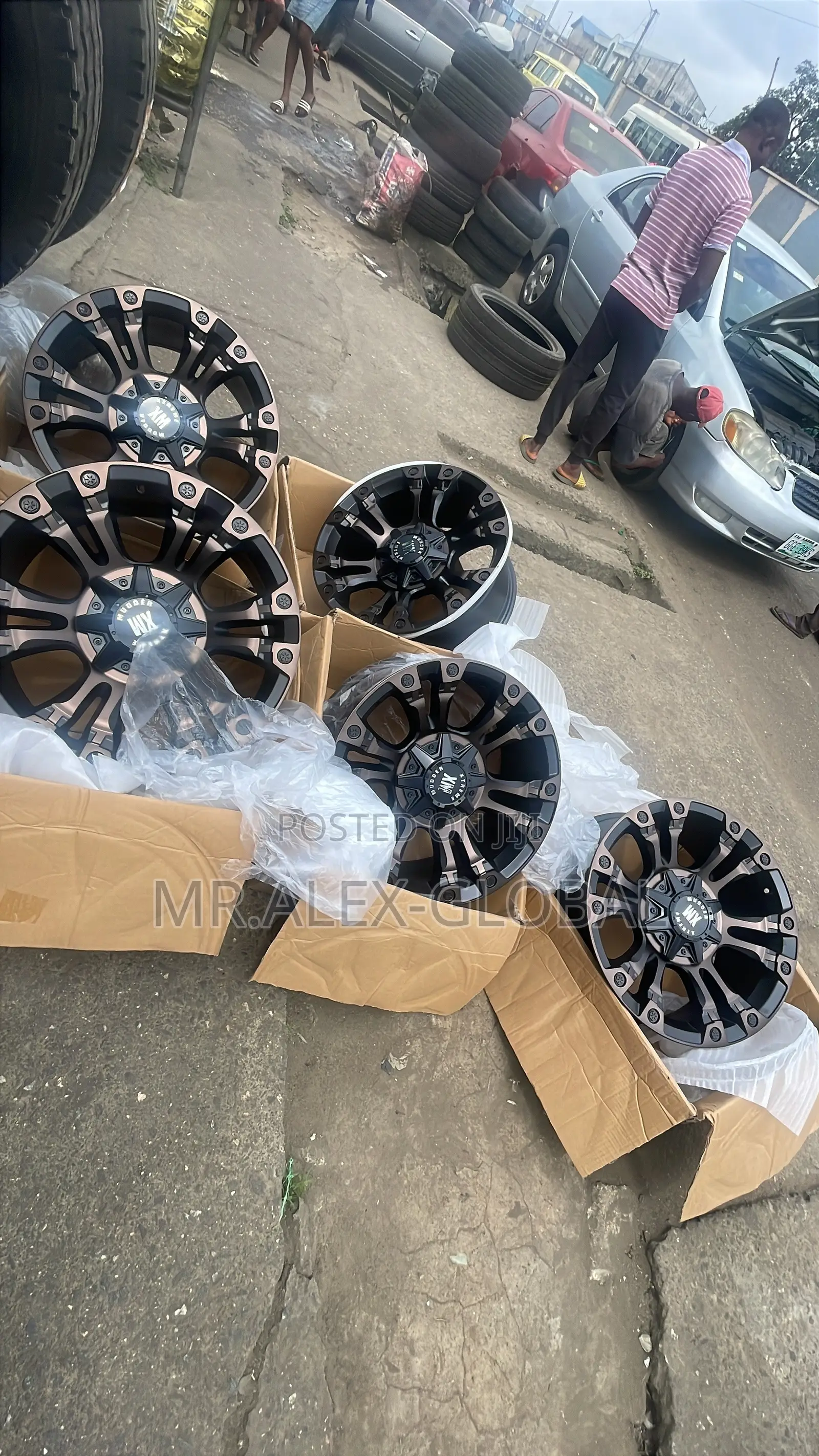20 INCHES Wrangler Jeep Off-Road Rim and Off-Road Tires 5pies