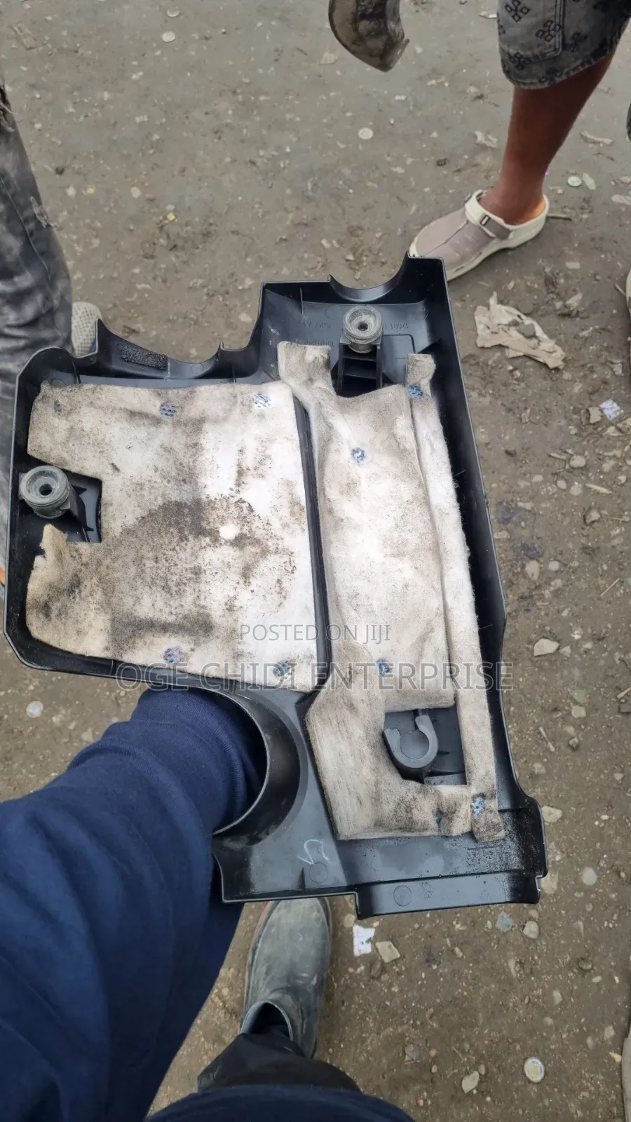 Toyota Camry 2012 Engine Cover
