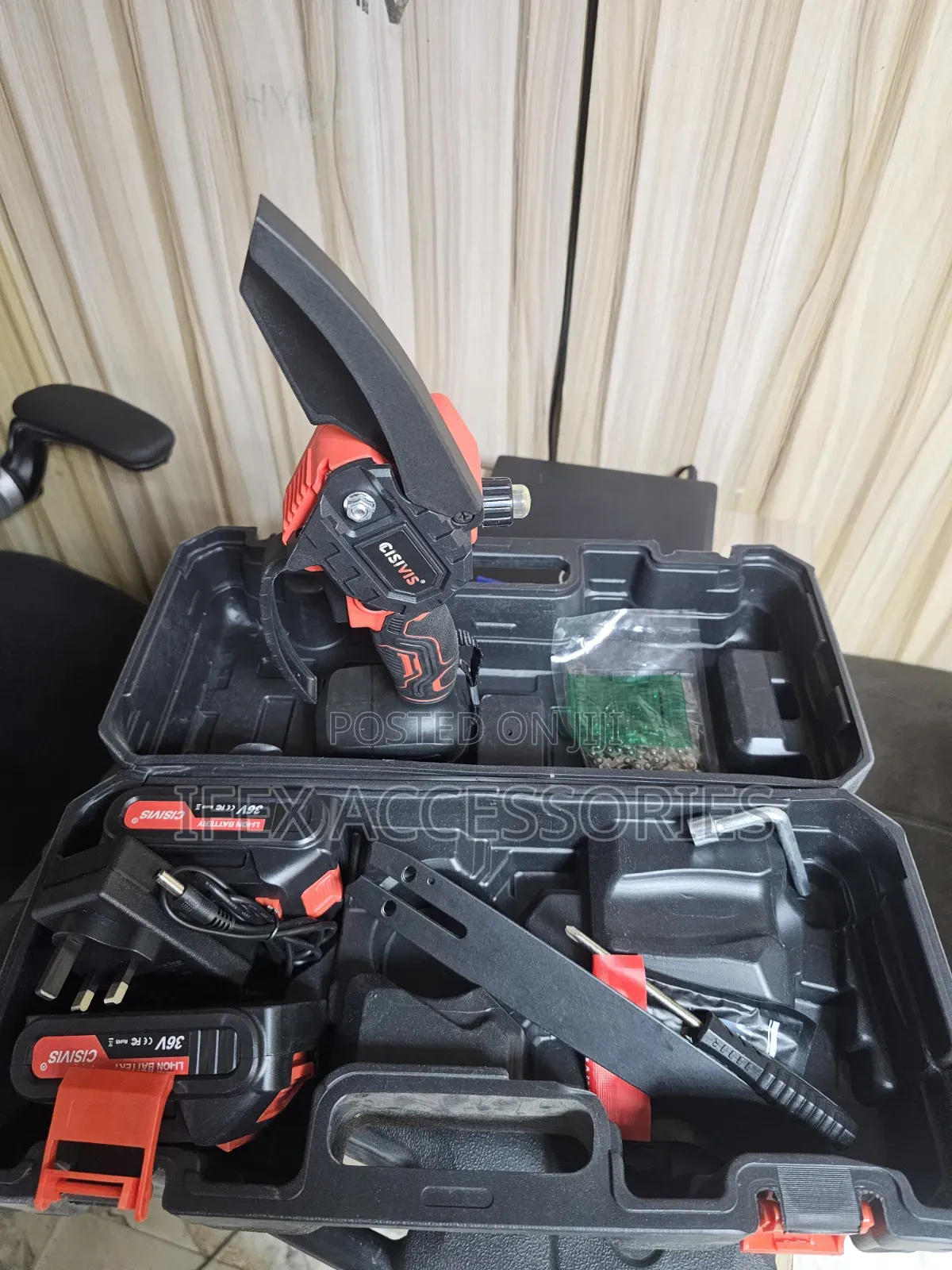 Cisivis Cordless Mini Chain Saw/ Pruning Saw