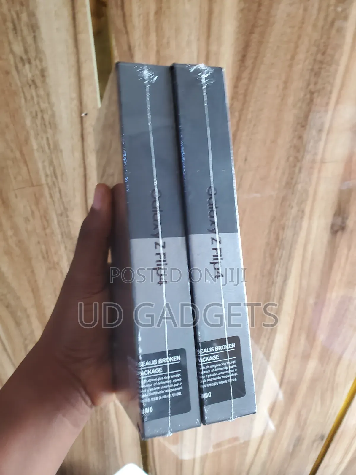 New Samsung Galaxy Z Flip4 256 GB Black