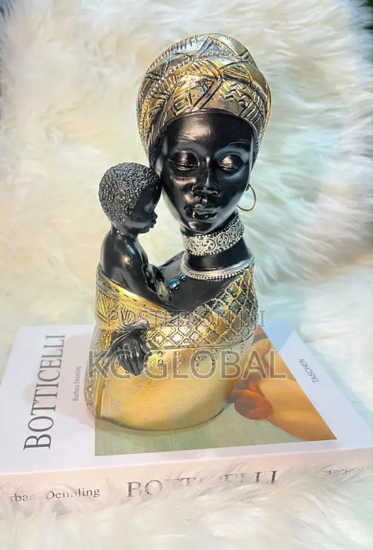 Figurings and Statues Available in Bulk