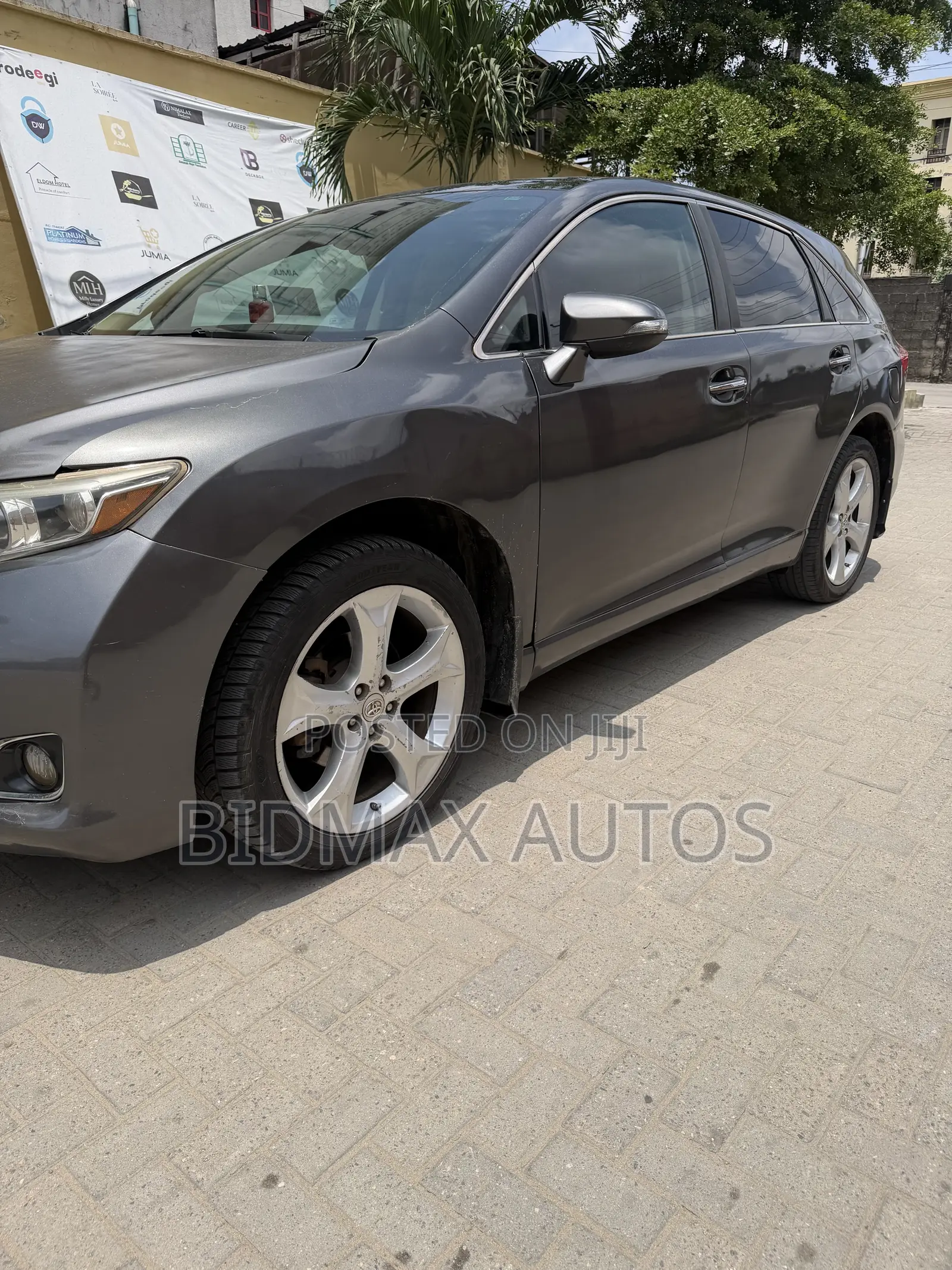 Toyota Venza V6 AWD 2010 Gray