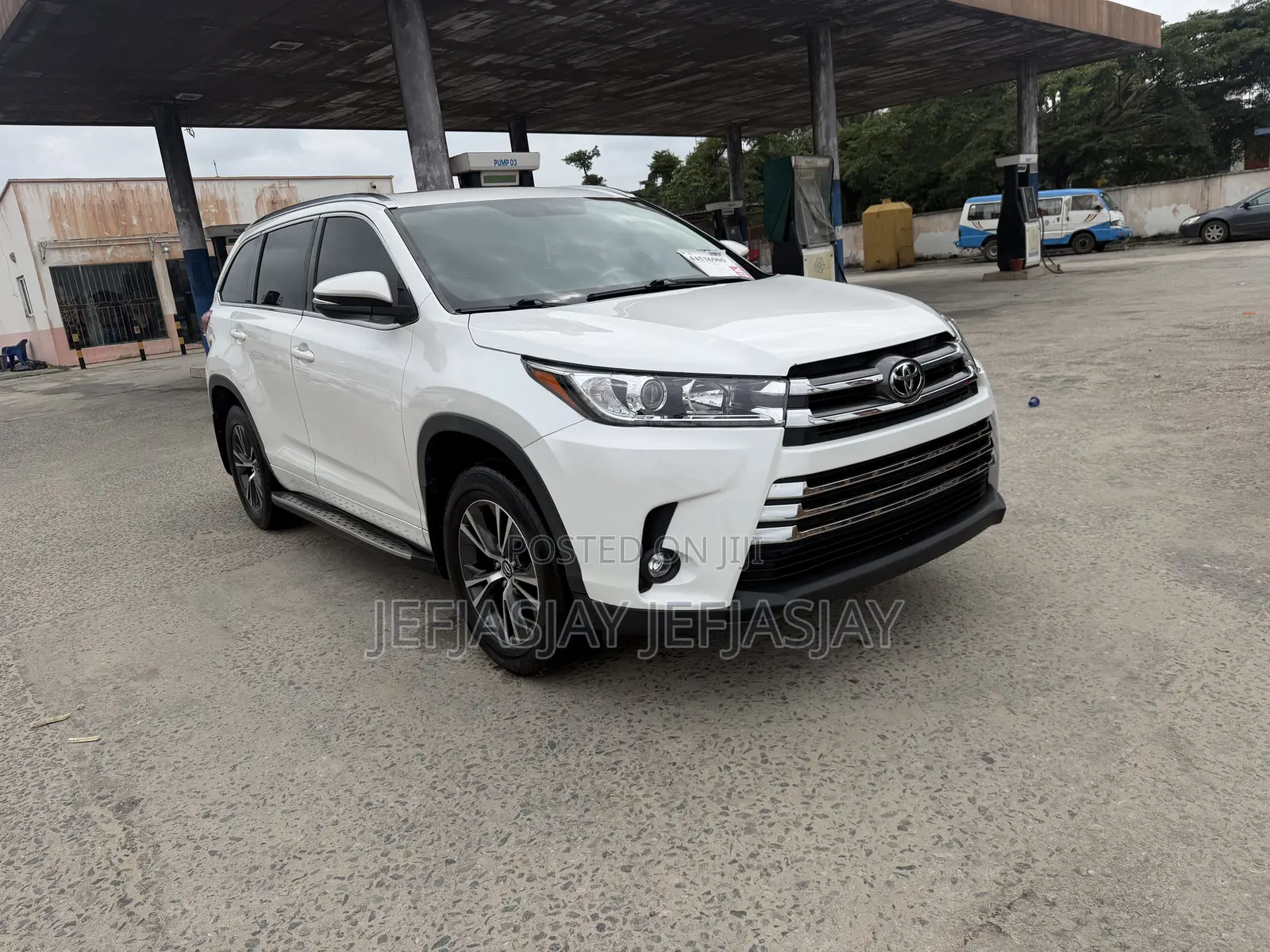 Toyota Highlander XLE V6 4x2 (3.5L 6cyl 6A) 2016 White