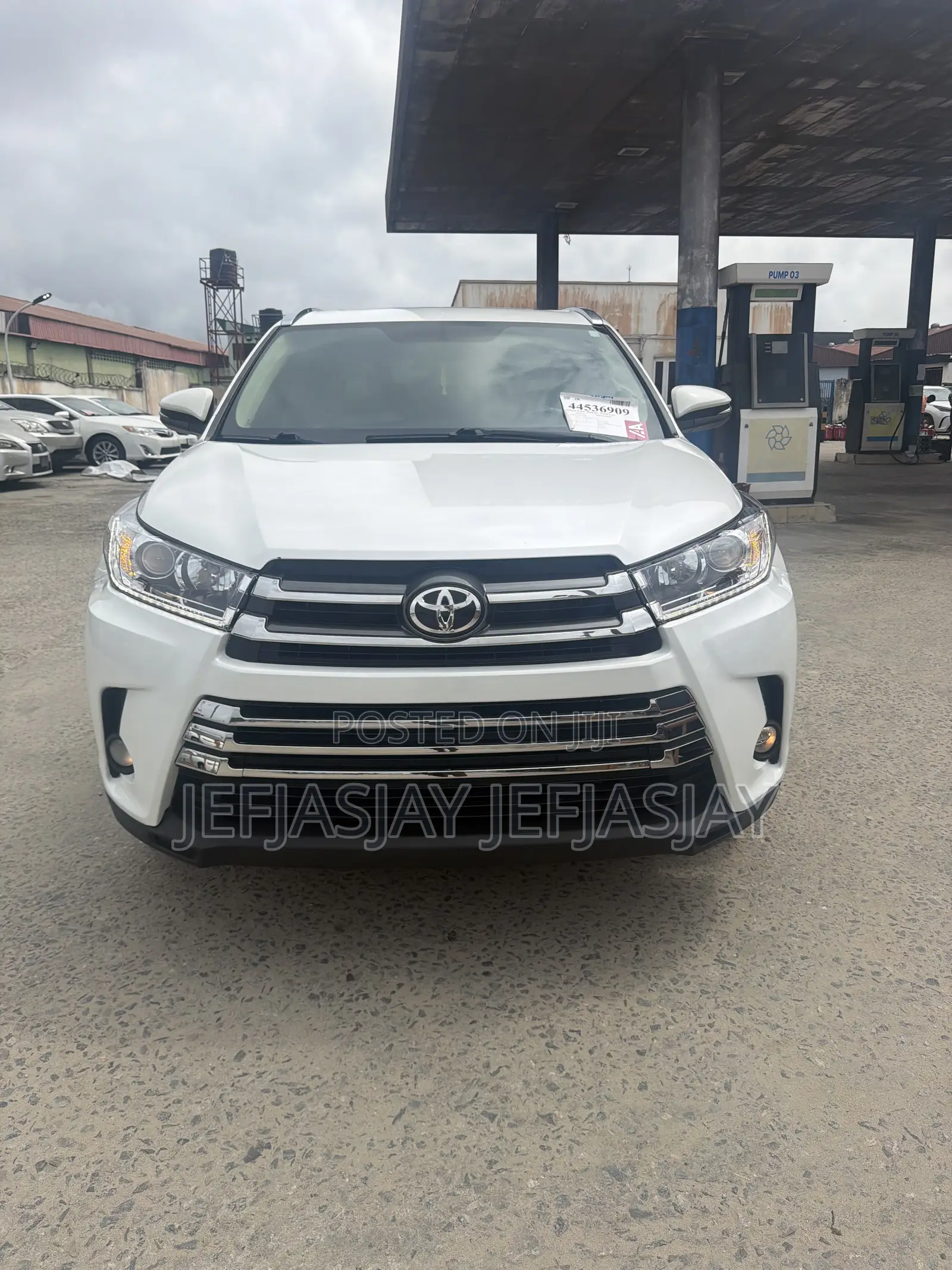 Toyota Highlander XLE V6 4x2 (3.5L 6cyl 6A) 2016 White