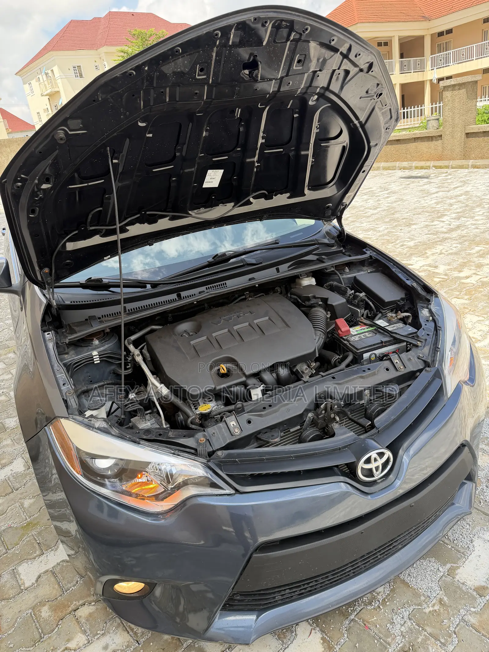 Toyota Corolla LE Eco Plus 4dr Sedan (1.8L 4cyl CVT) 2014 Gray