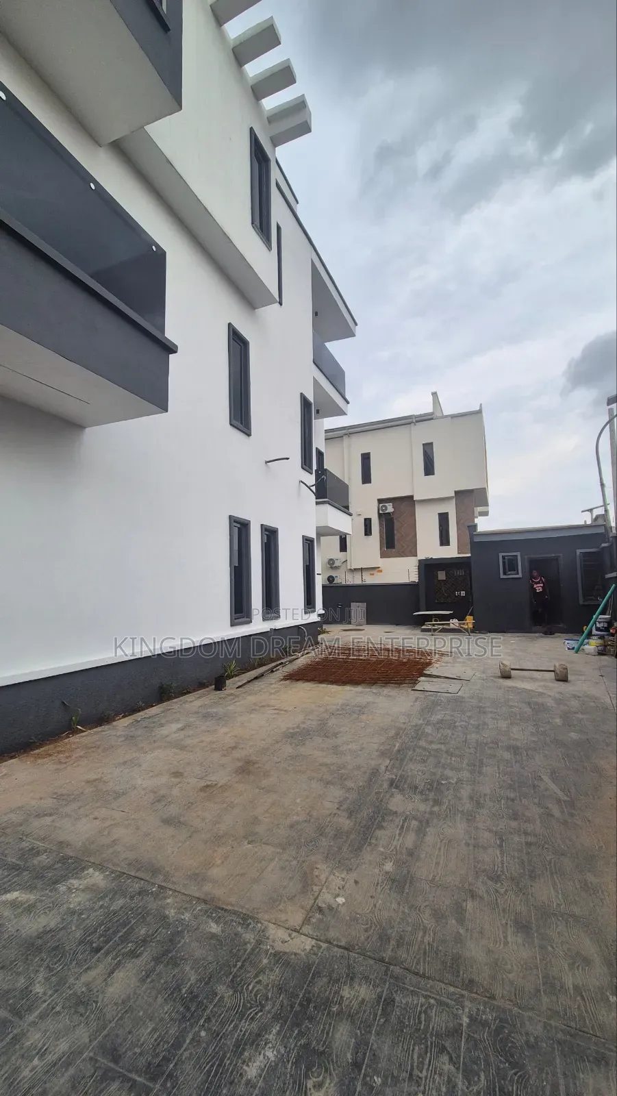 4bdrm Duplex in Maryland Ikeja Lagos, Mende for sale