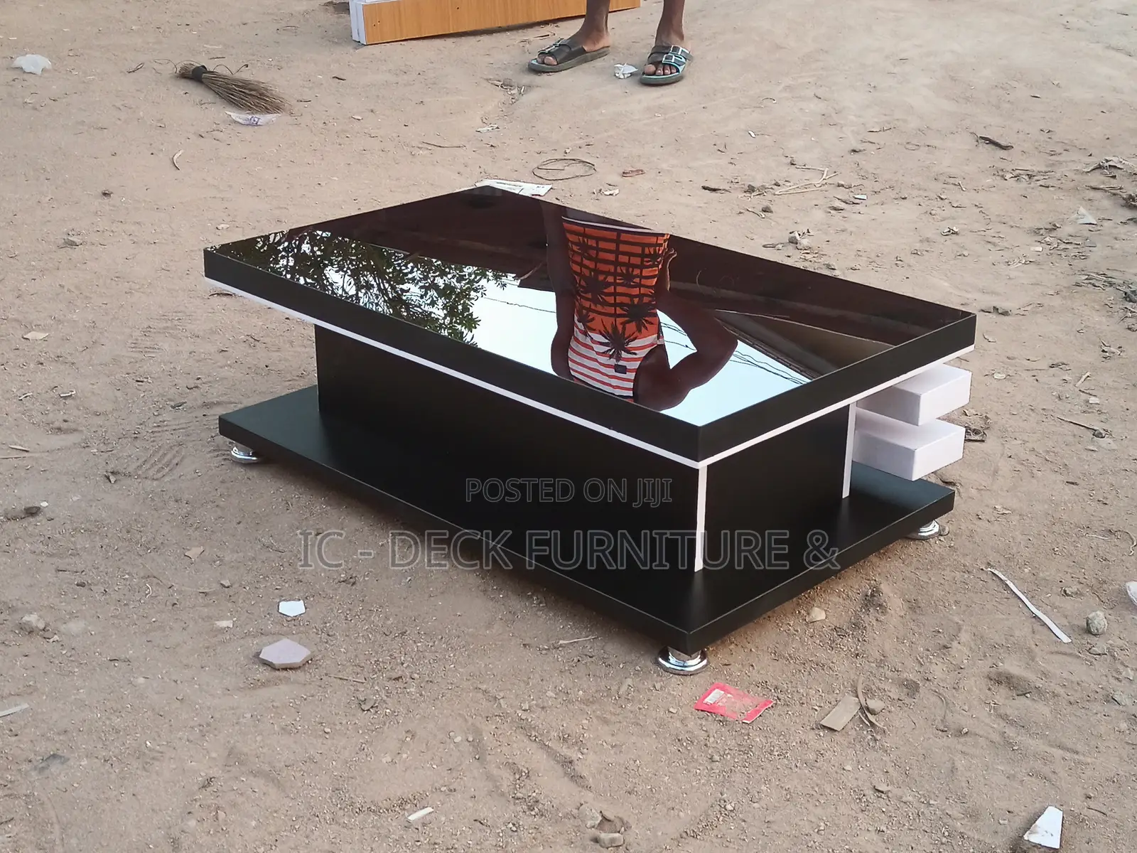 TBL53 Classy Center Table W/ Glass Top