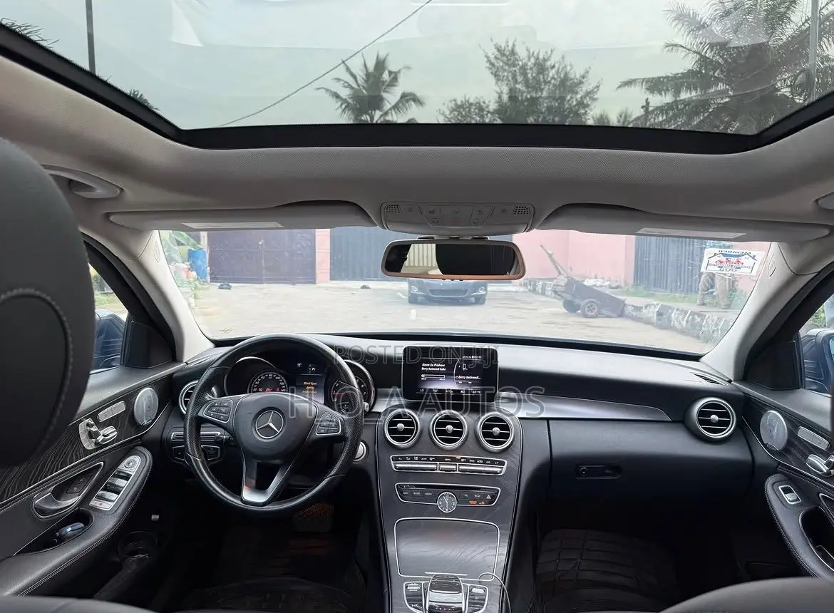 Mercedes-Benz C300 2016 Gray
