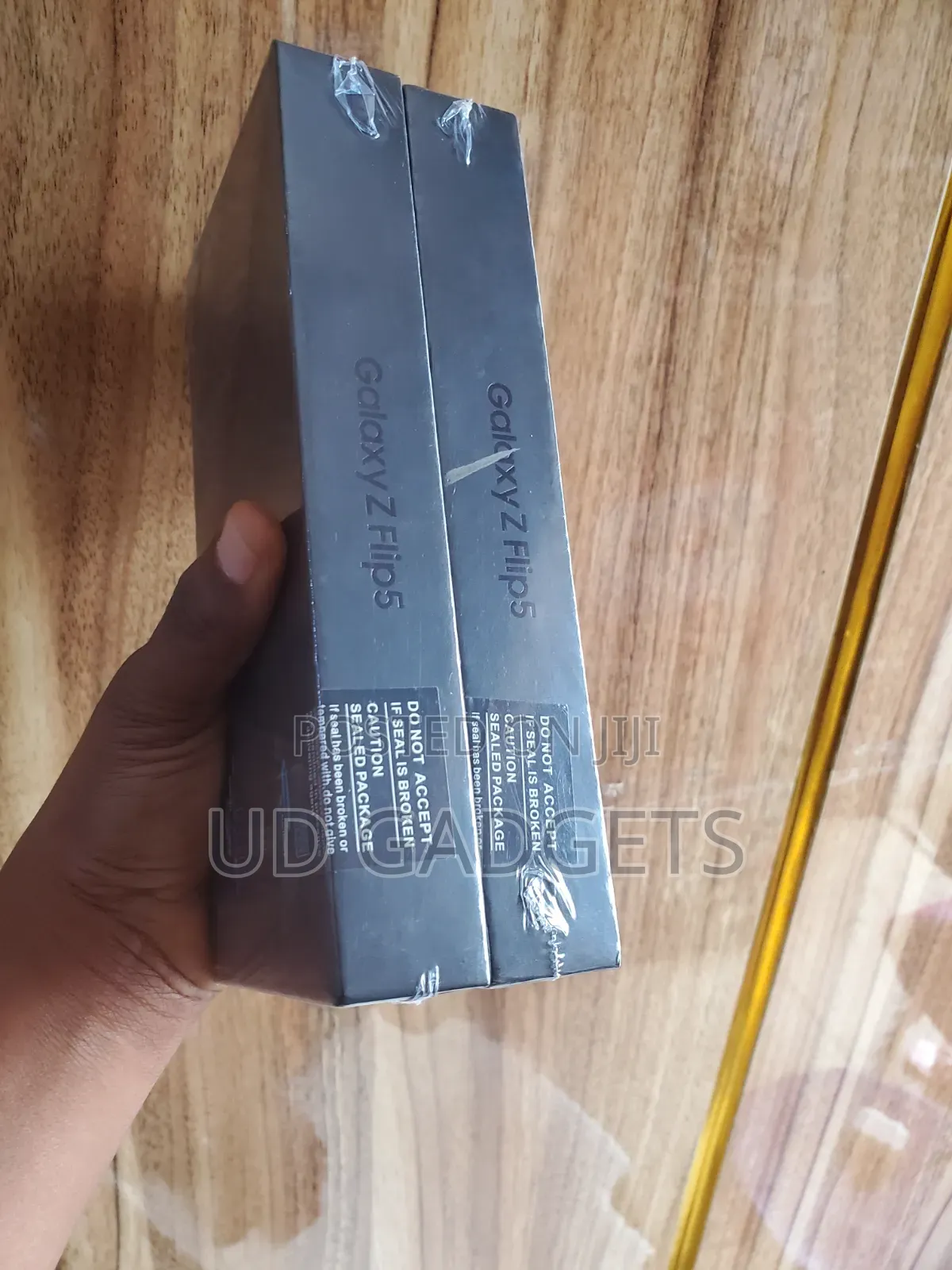 New Samsung Galaxy Z Flip5 256 GB Green