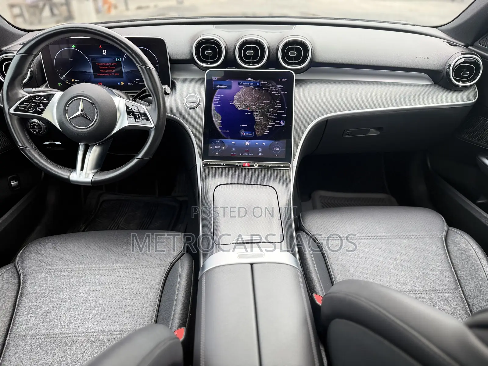 Mercedes-Benz C300 2024 Black