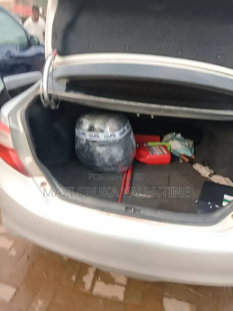 Toyota Camry 2014 Silver