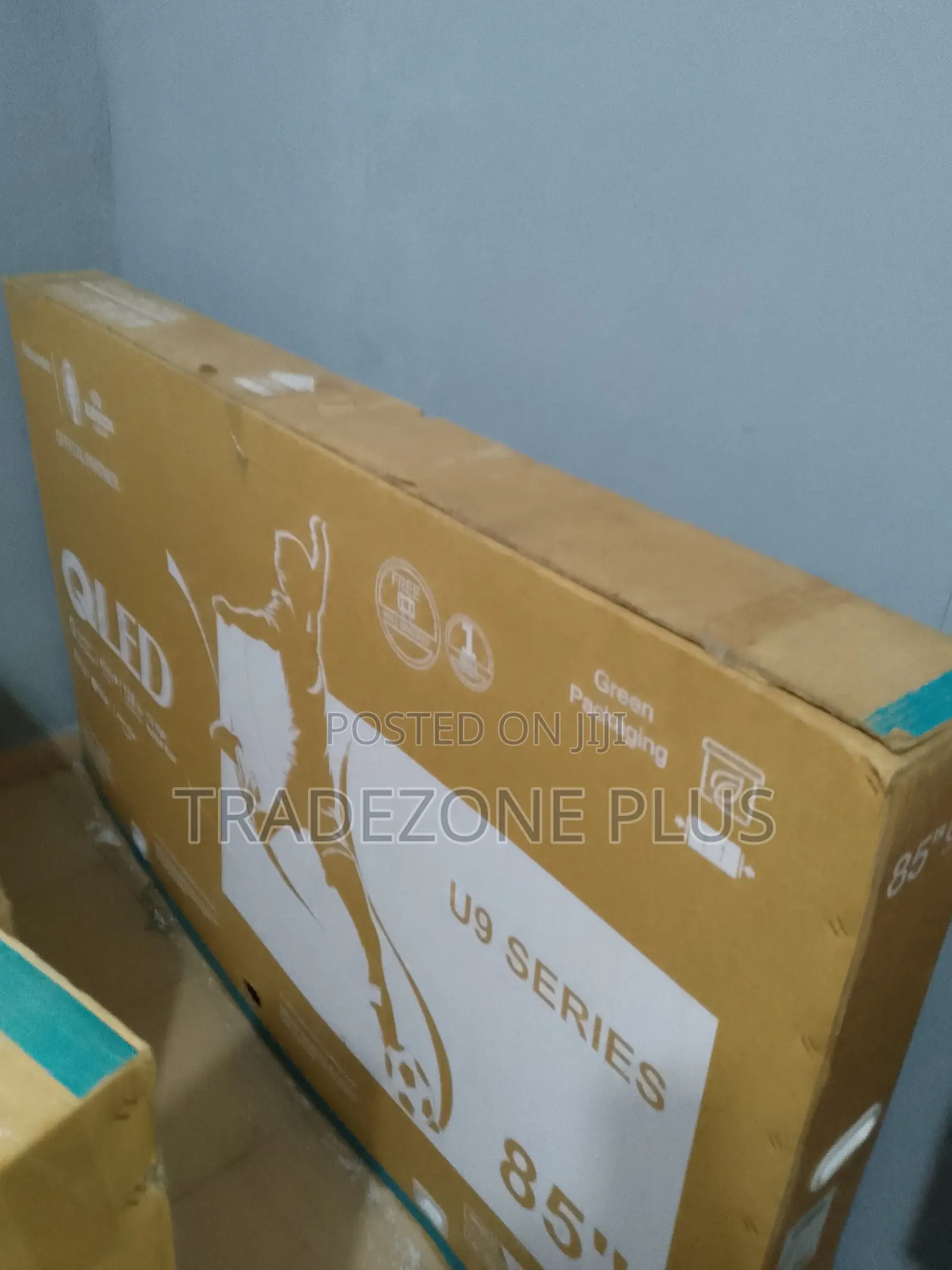 Enjoy Big-Screen Entertainment With Hisense 85" Smart TV