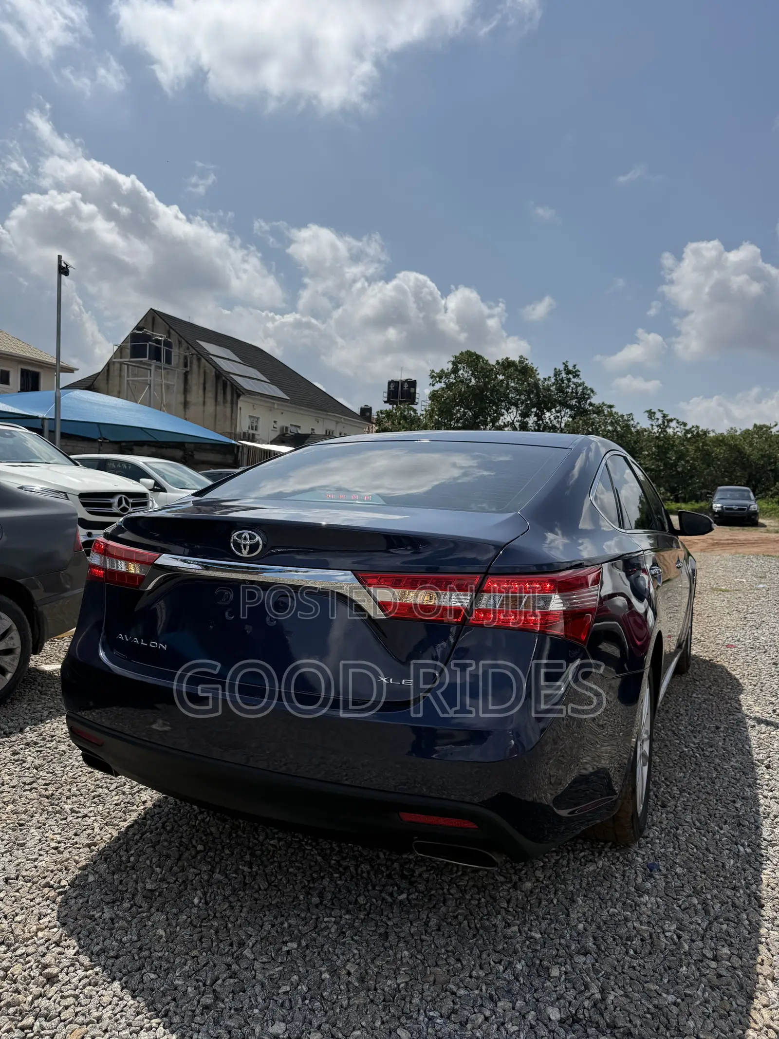 Toyota Avalon XLE 4dr Sedan (3.5L 6cyl 6A) 2015 Blue