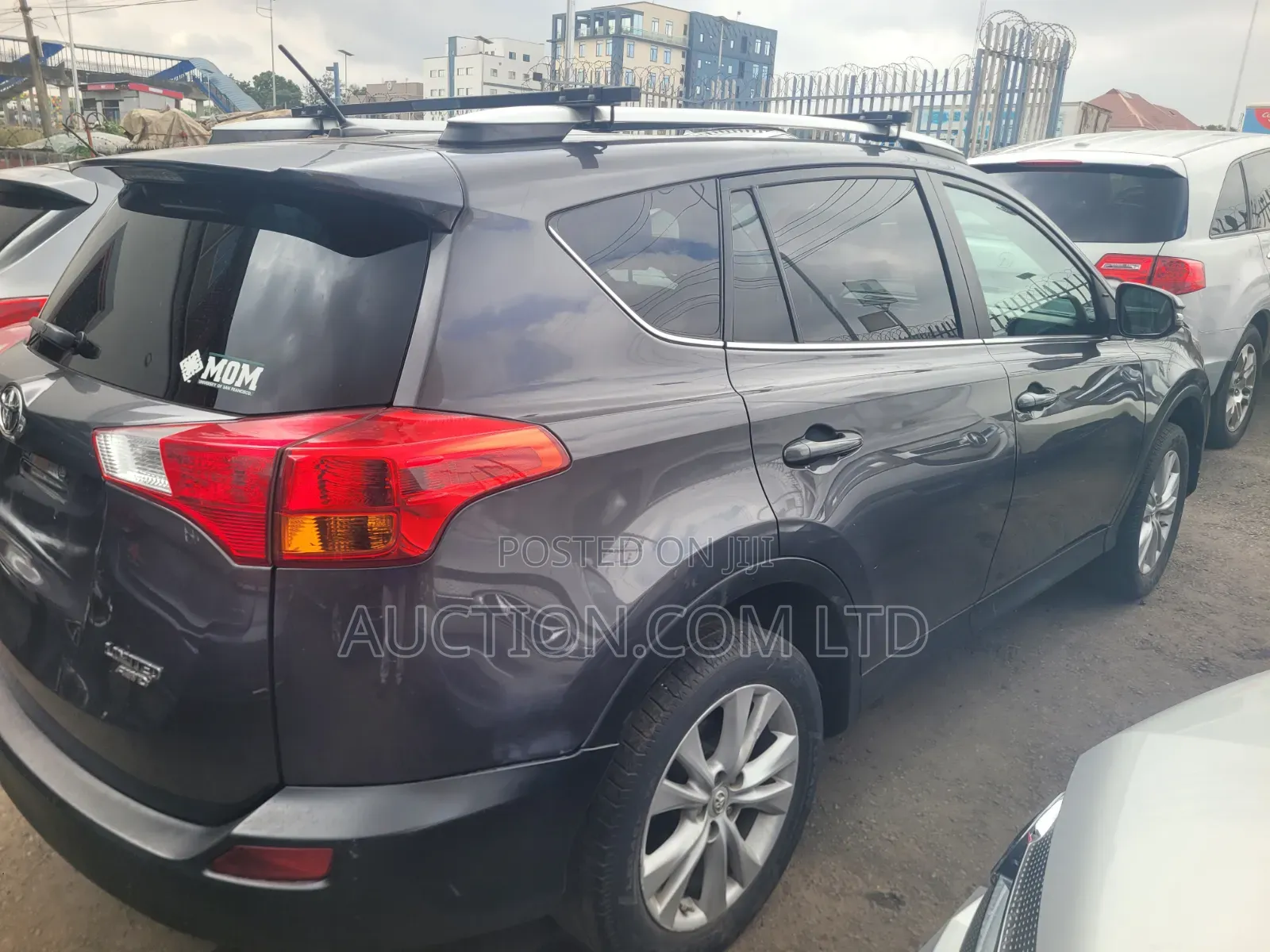Toyota RAV4 Limited 4dr SUV AWD (2.5L 4cyl 6A) 2015 Gray