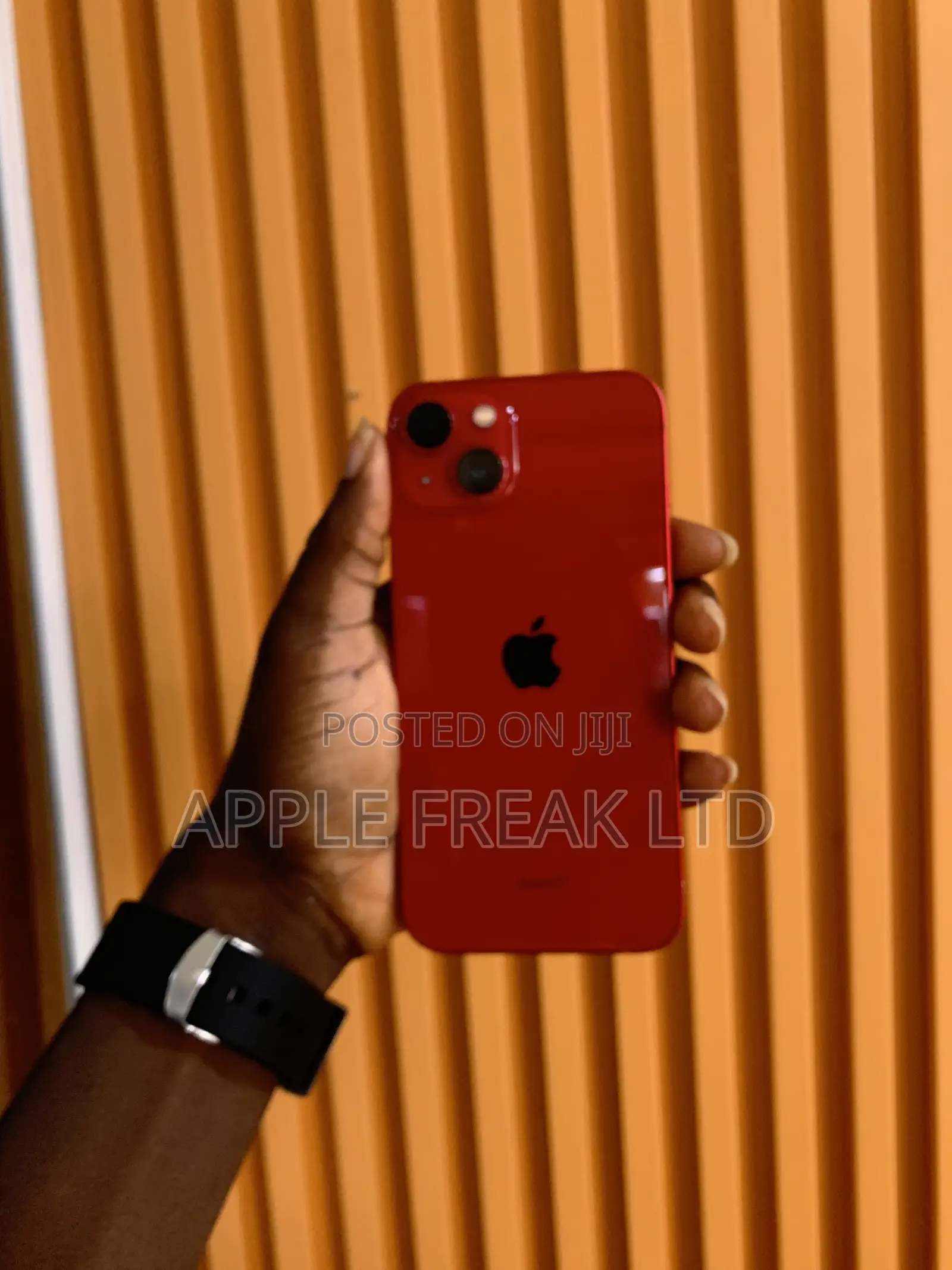 Apple iPhone 13 256 GB Red