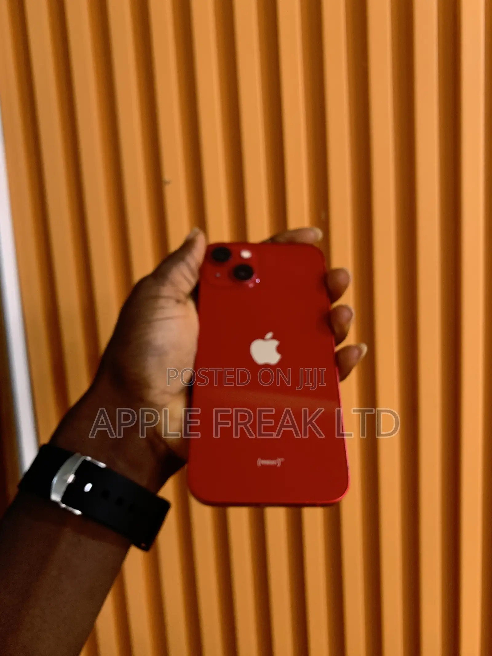 Apple iPhone 13 256 GB Red