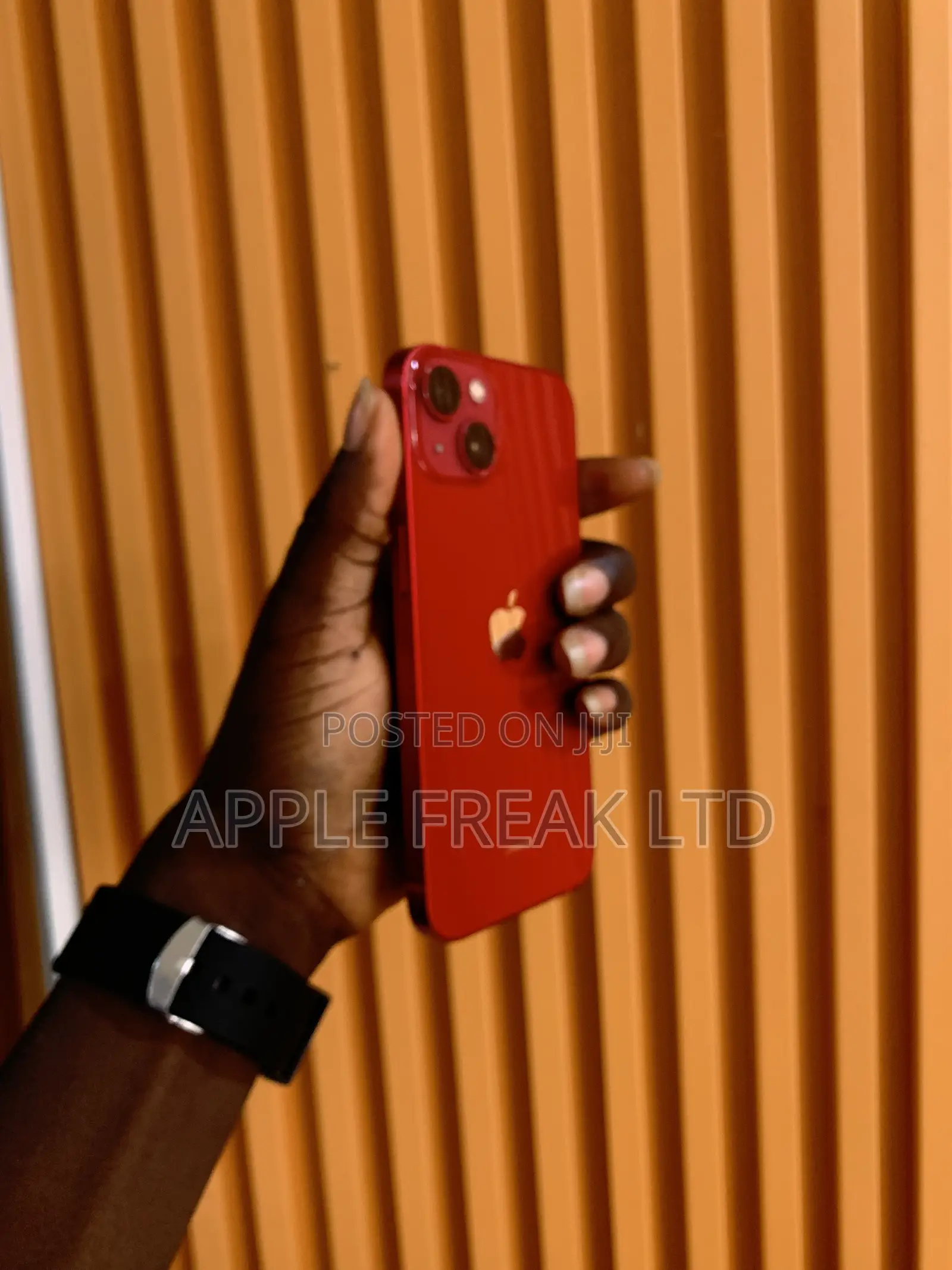 Apple iPhone 13 256 GB Red