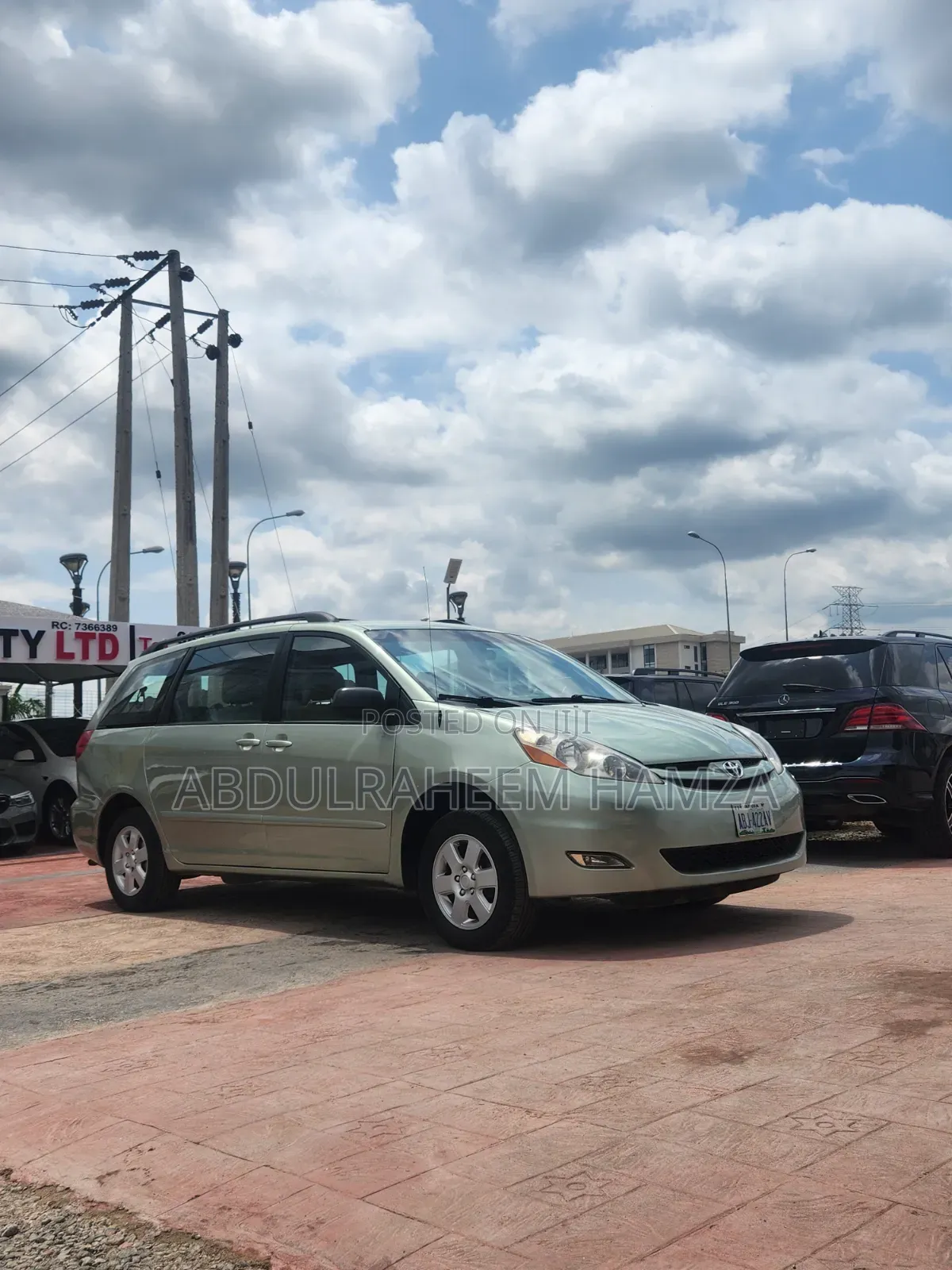Toyota Sienna 2006 Gold