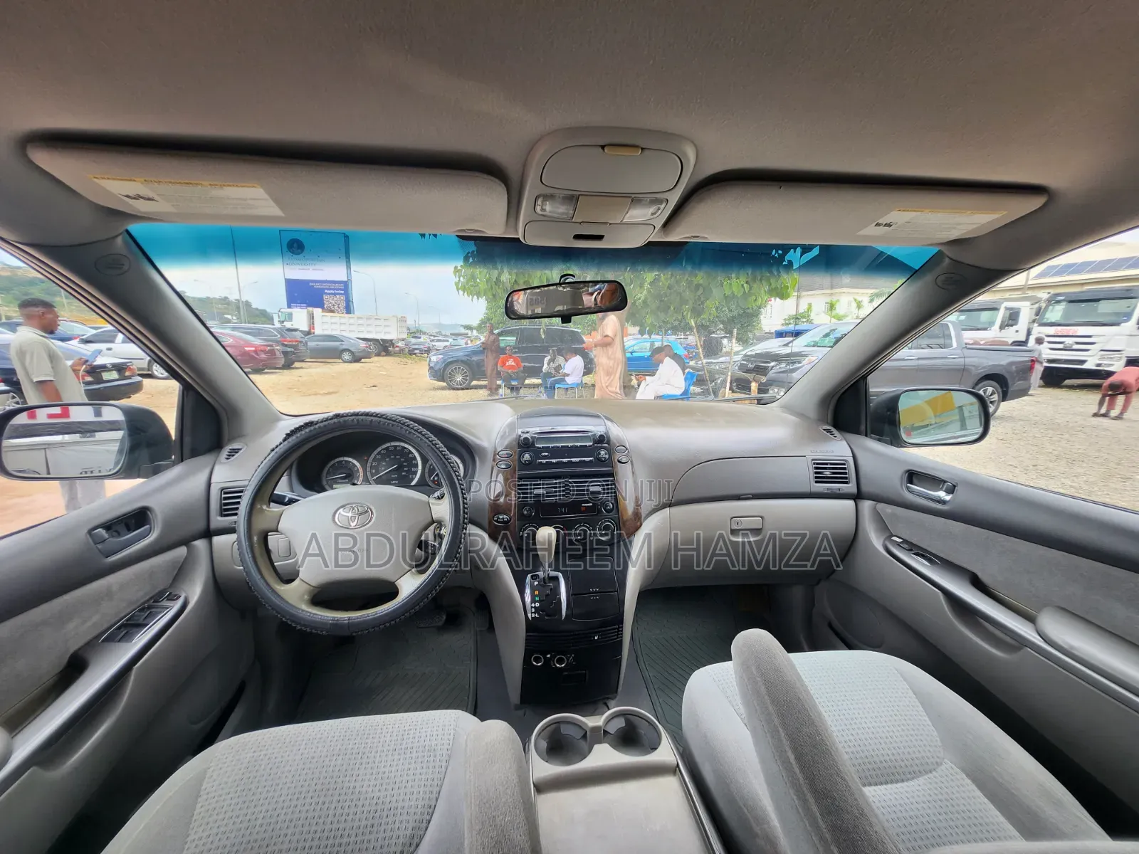 Toyota Sienna 2006 Gold