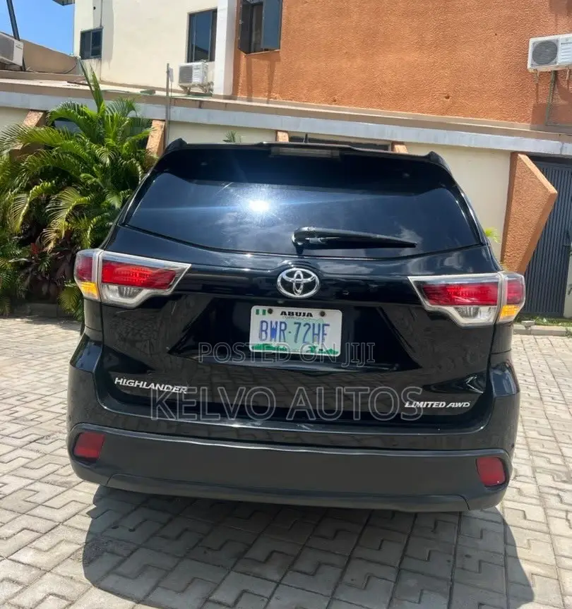 Toyota Highlander 2016 Black