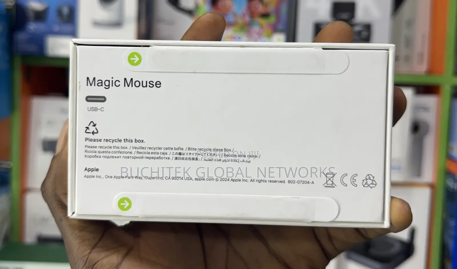 Magic Mouse (USB‐C) - White Multi-Touch Surface Wireless Mouse.